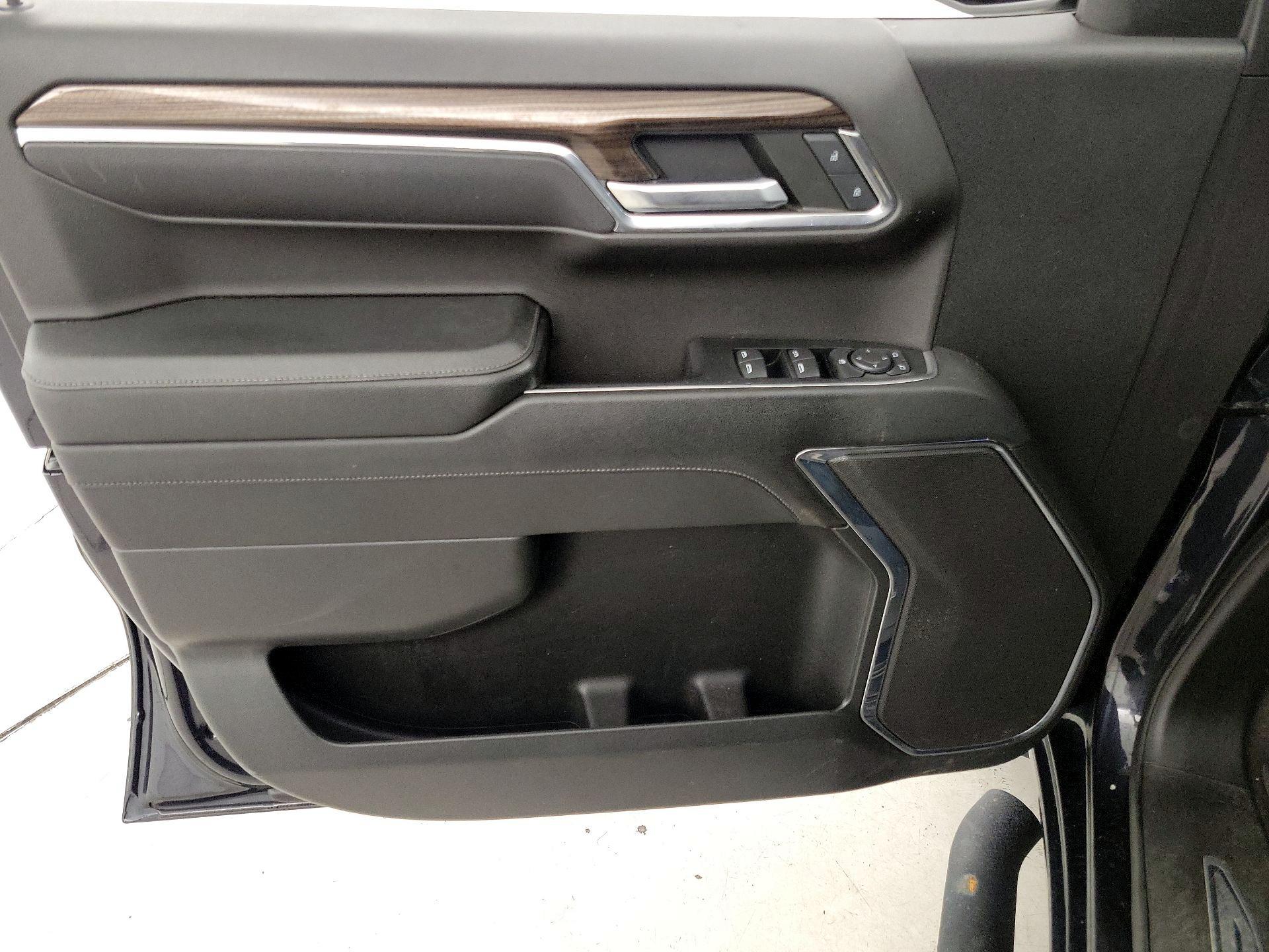 Thumbnail: 2023 Chevrolet Silverado 1500 - 12