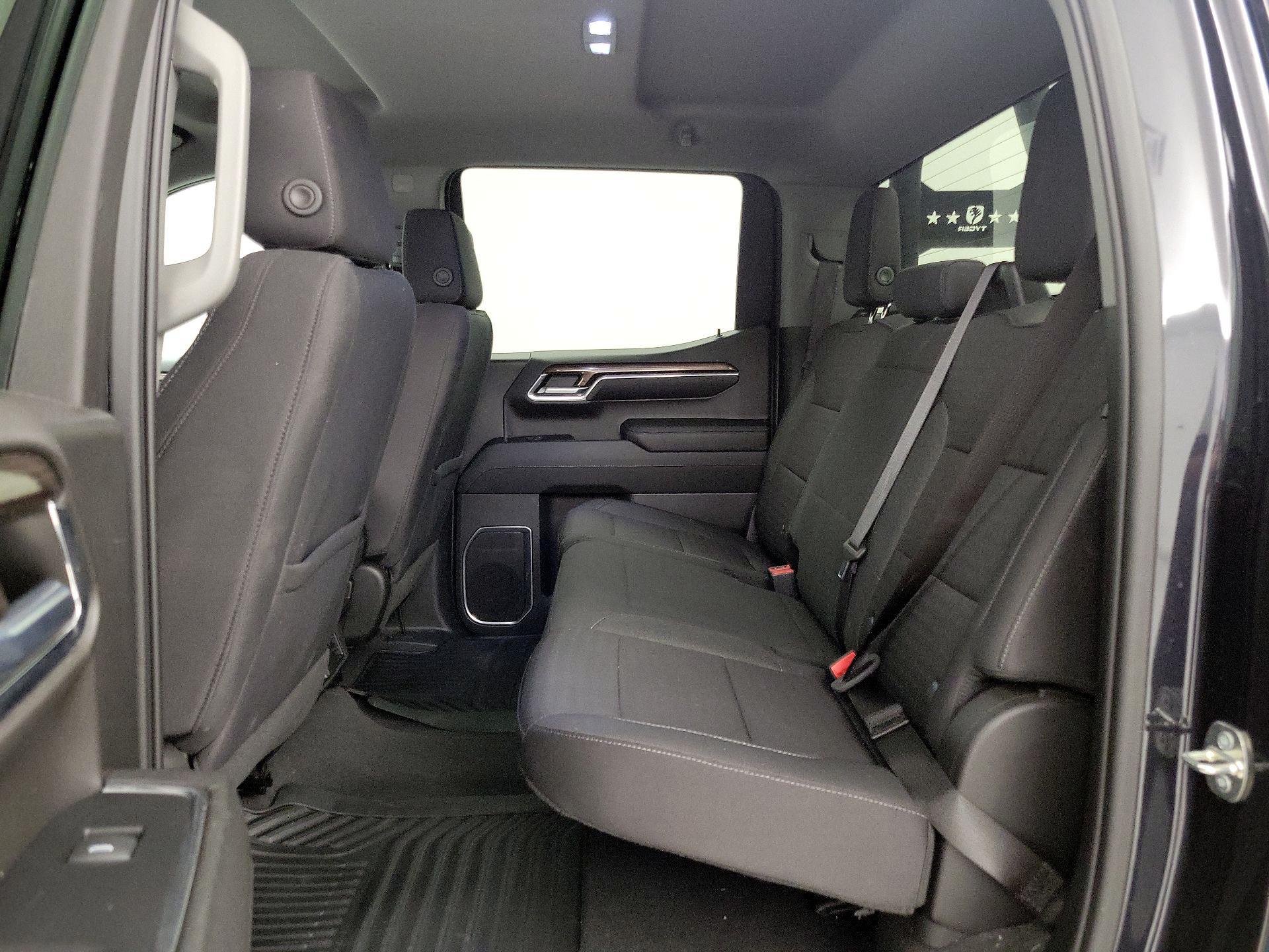 Thumbnail: 2023 Chevrolet Silverado 1500 - 19