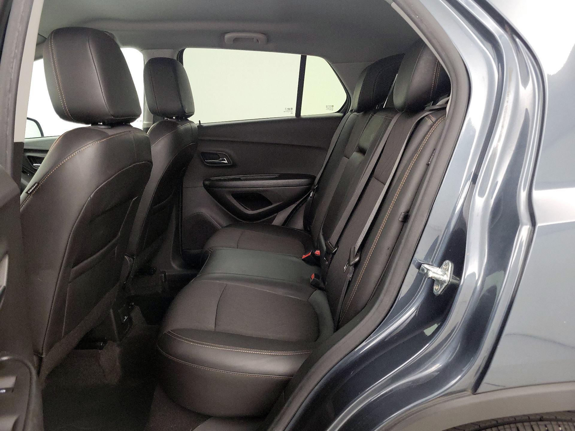 Thumbnail: 2022 Chevrolet Trax - 19