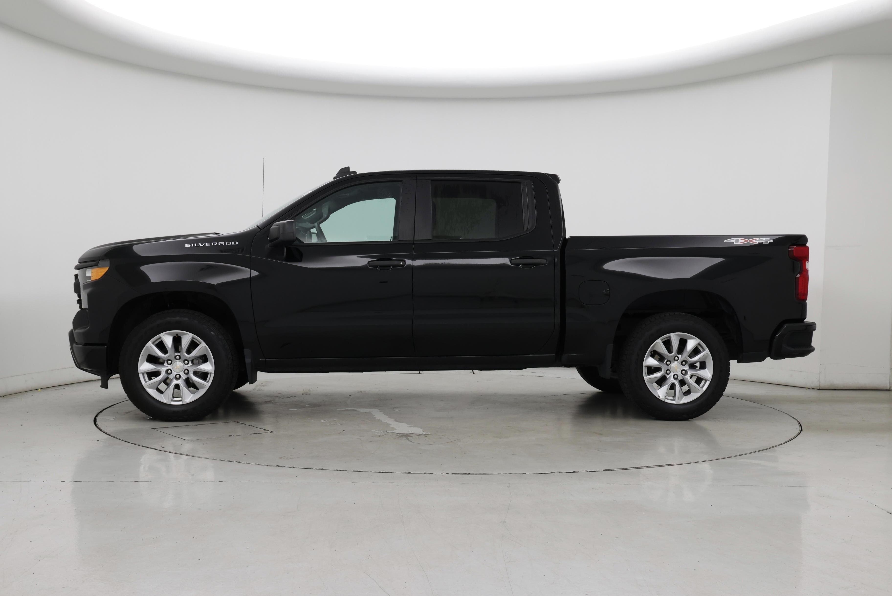 Thumbnail: 2022 Chevrolet Silverado 1500 - 3