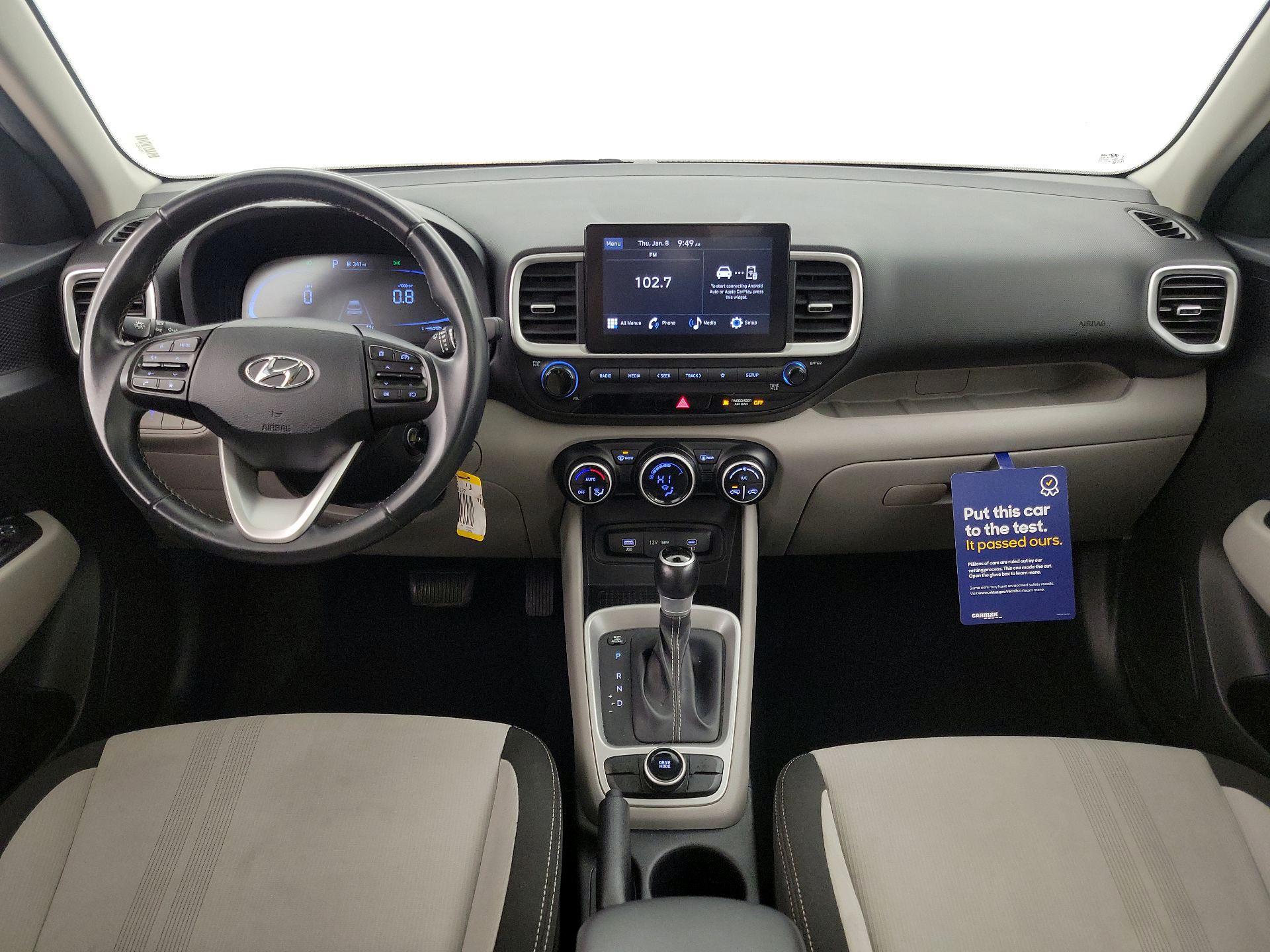 Thumbnail: 2023 Hyundai Venue - 9