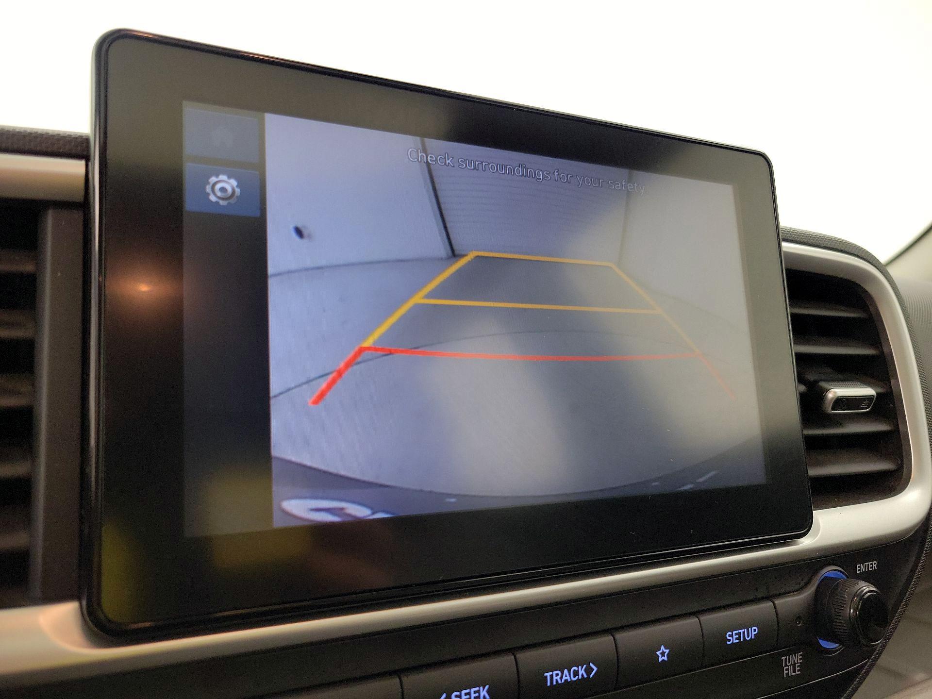 Thumbnail: 2023 Hyundai Venue - 14