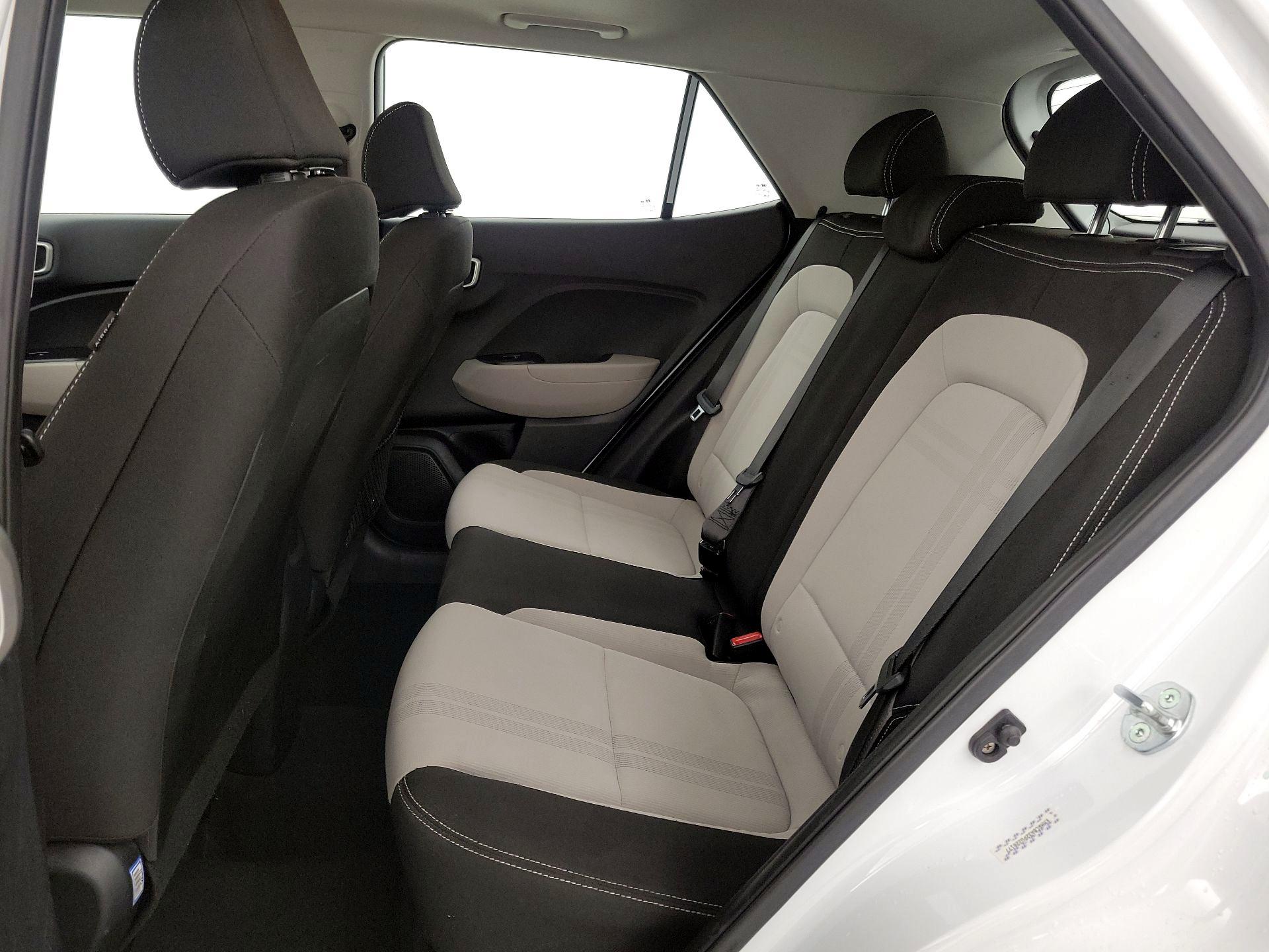 Thumbnail: 2023 Hyundai Venue - 20