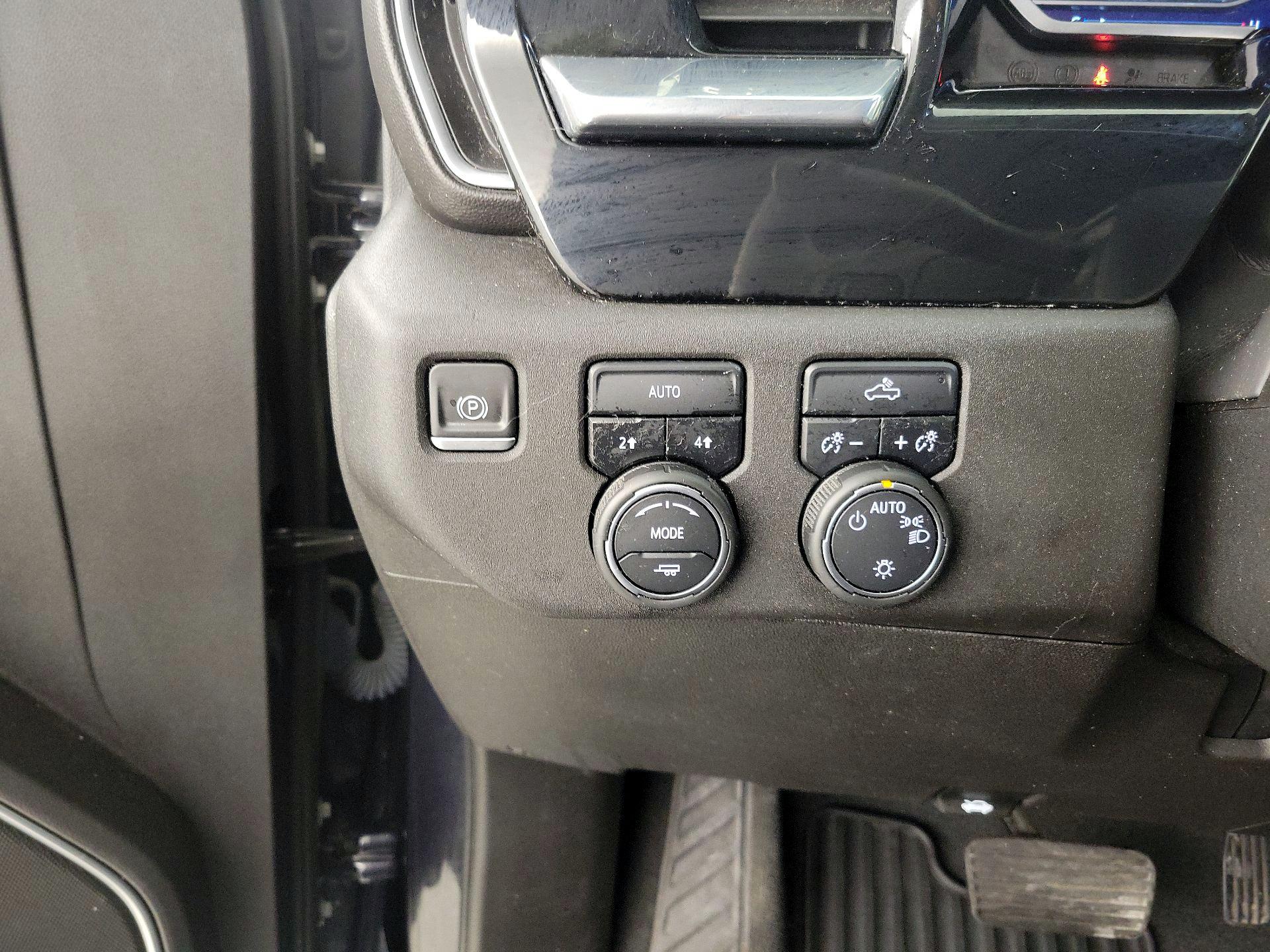 Thumbnail: 2022 Chevrolet Silverado 1500 - 13