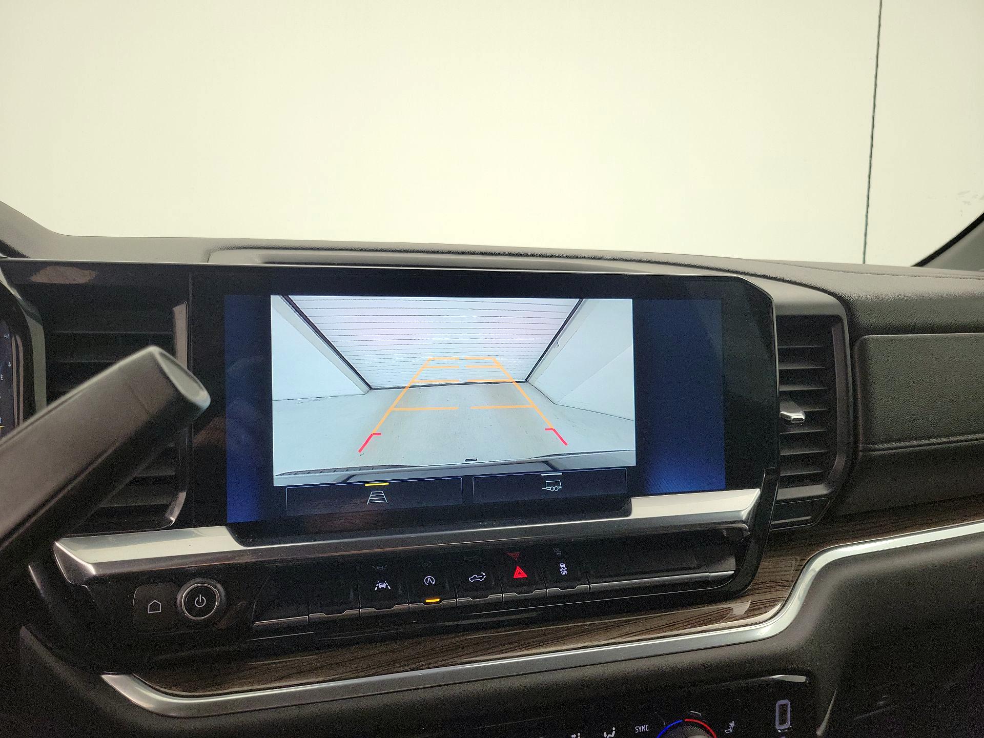 Thumbnail: 2022 Chevrolet Silverado 1500 - 14