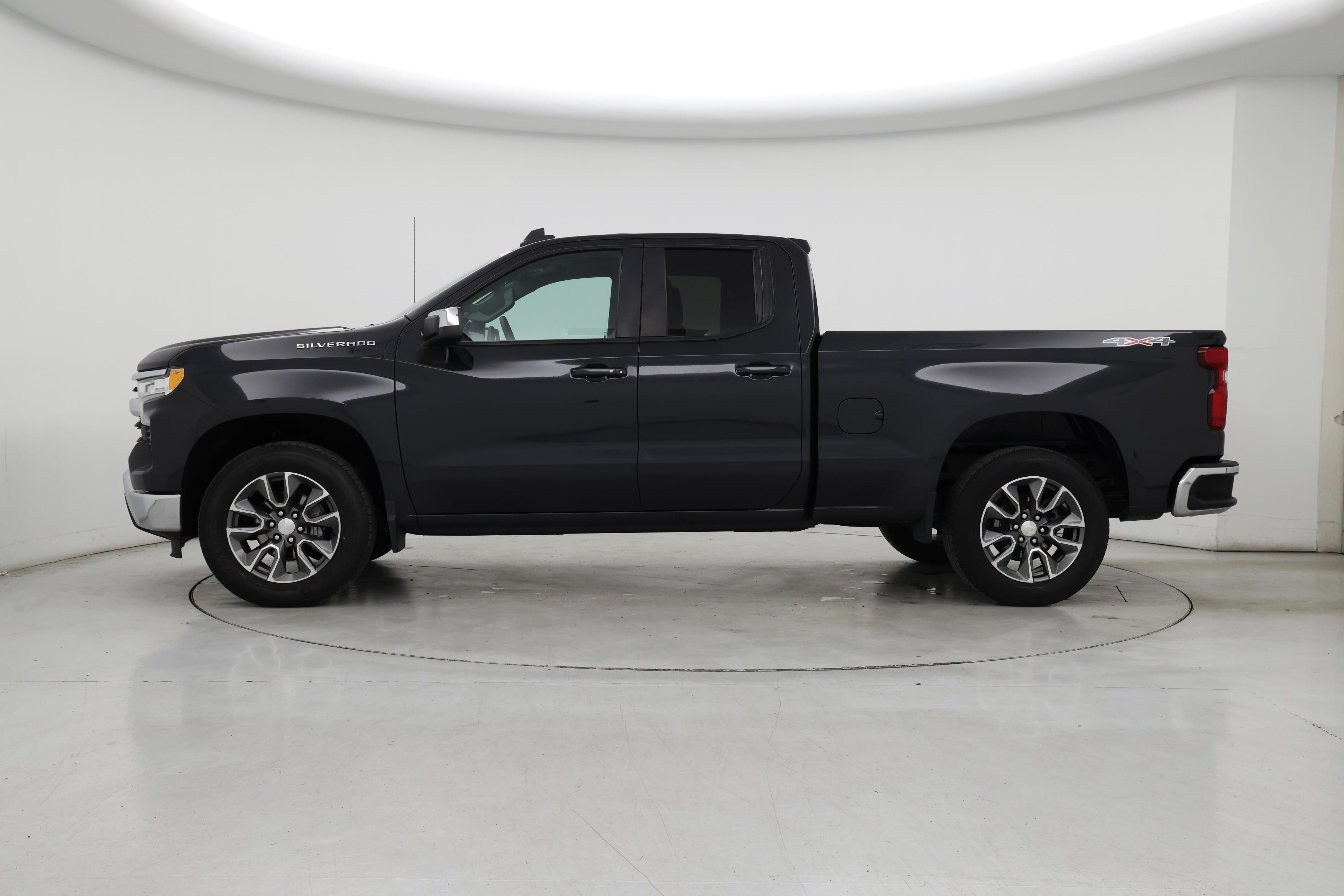 Thumbnail: 2022 Chevrolet Silverado 1500 - 3