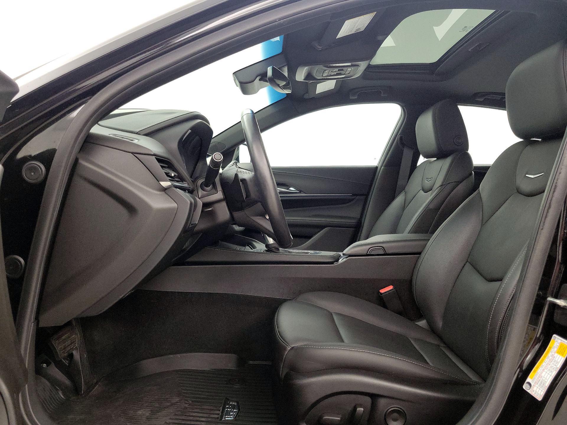 Thumbnail: 2022 Cadillac CT4 - 11