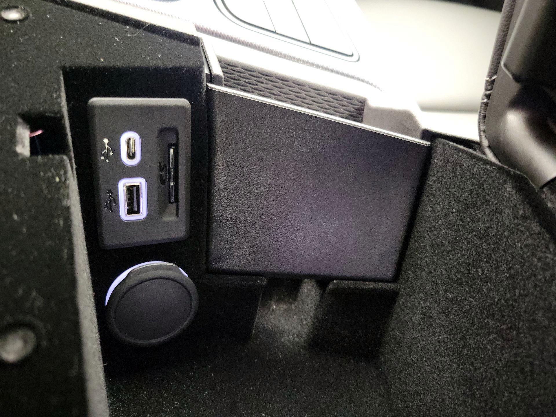 Thumbnail: 2022 Cadillac CT4 - 18