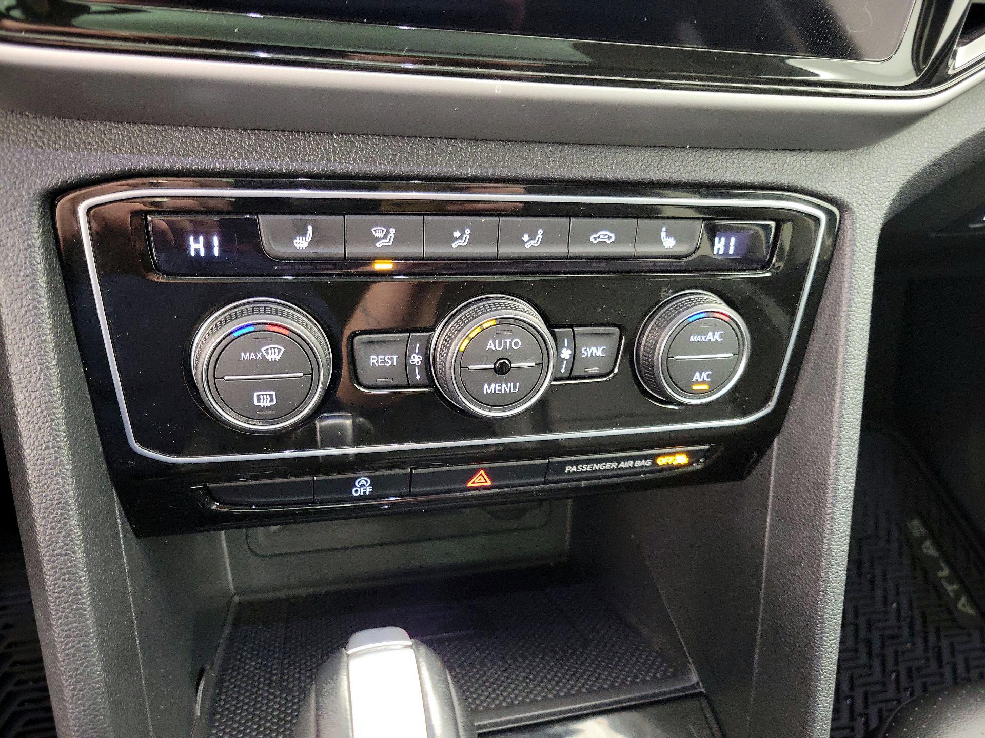 Thumbnail: 2023 Volkswagen Atlas - 16