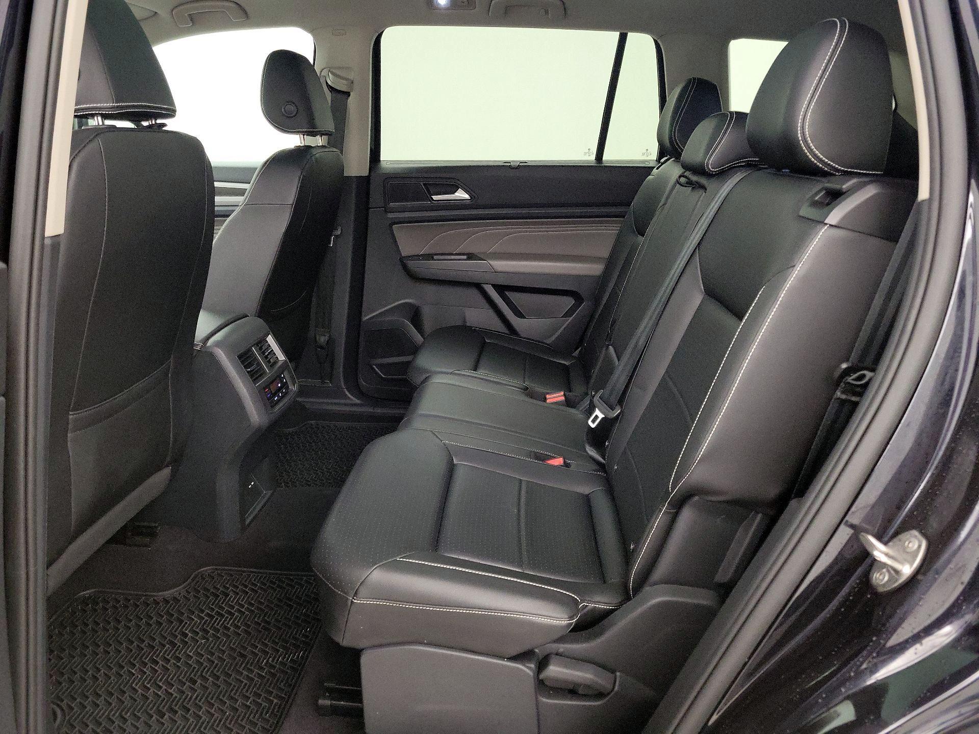 Thumbnail: 2023 Volkswagen Atlas - 20