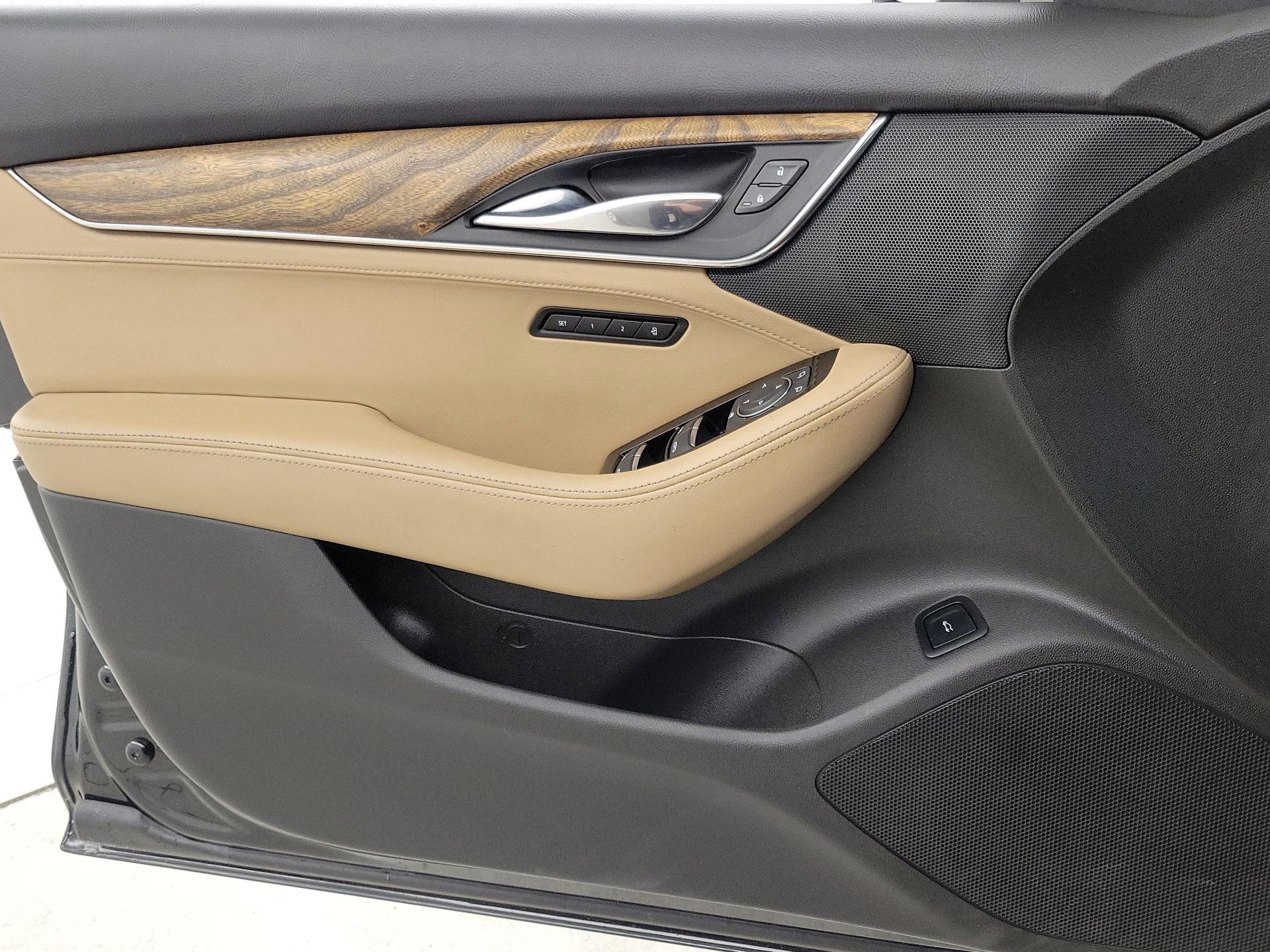 Thumbnail: 2023 Cadillac CT5 - 12