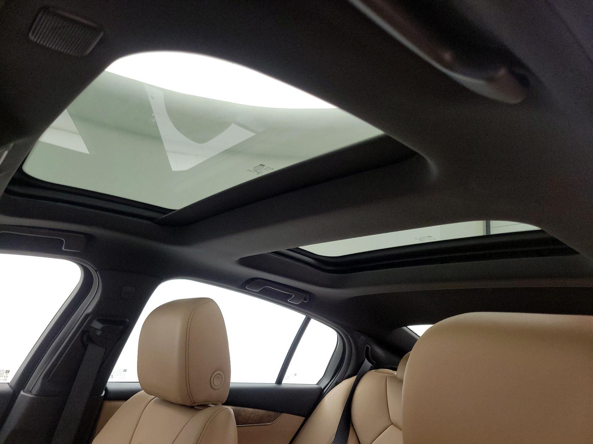 Thumbnail: 2023 Cadillac CT5 - 19