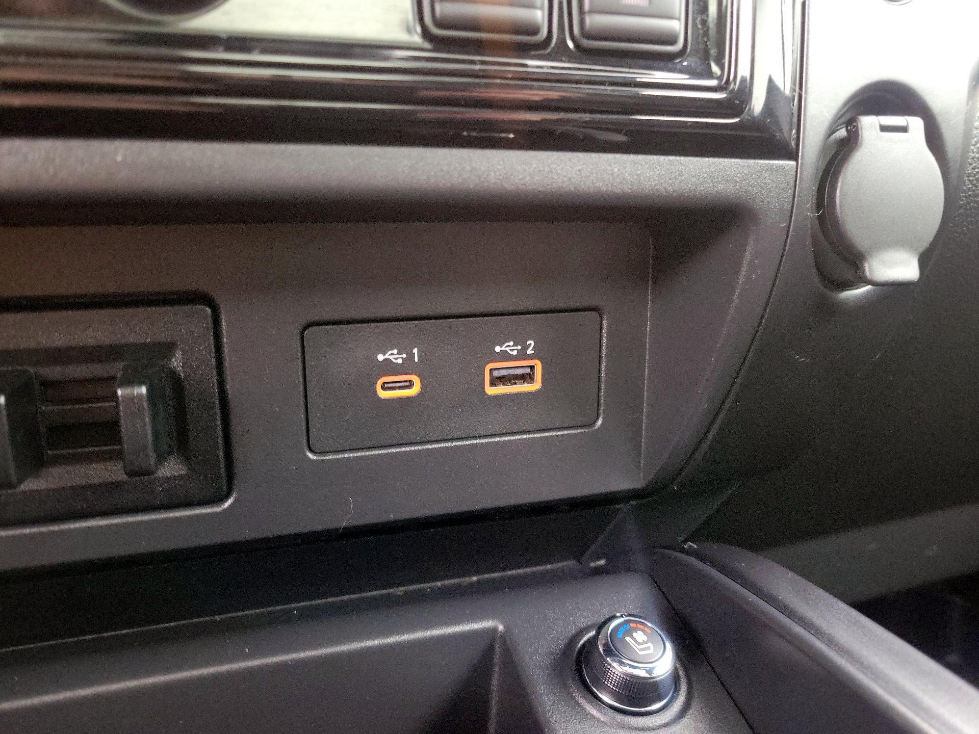 Thumbnail: 2021 Nissan Titan - 19