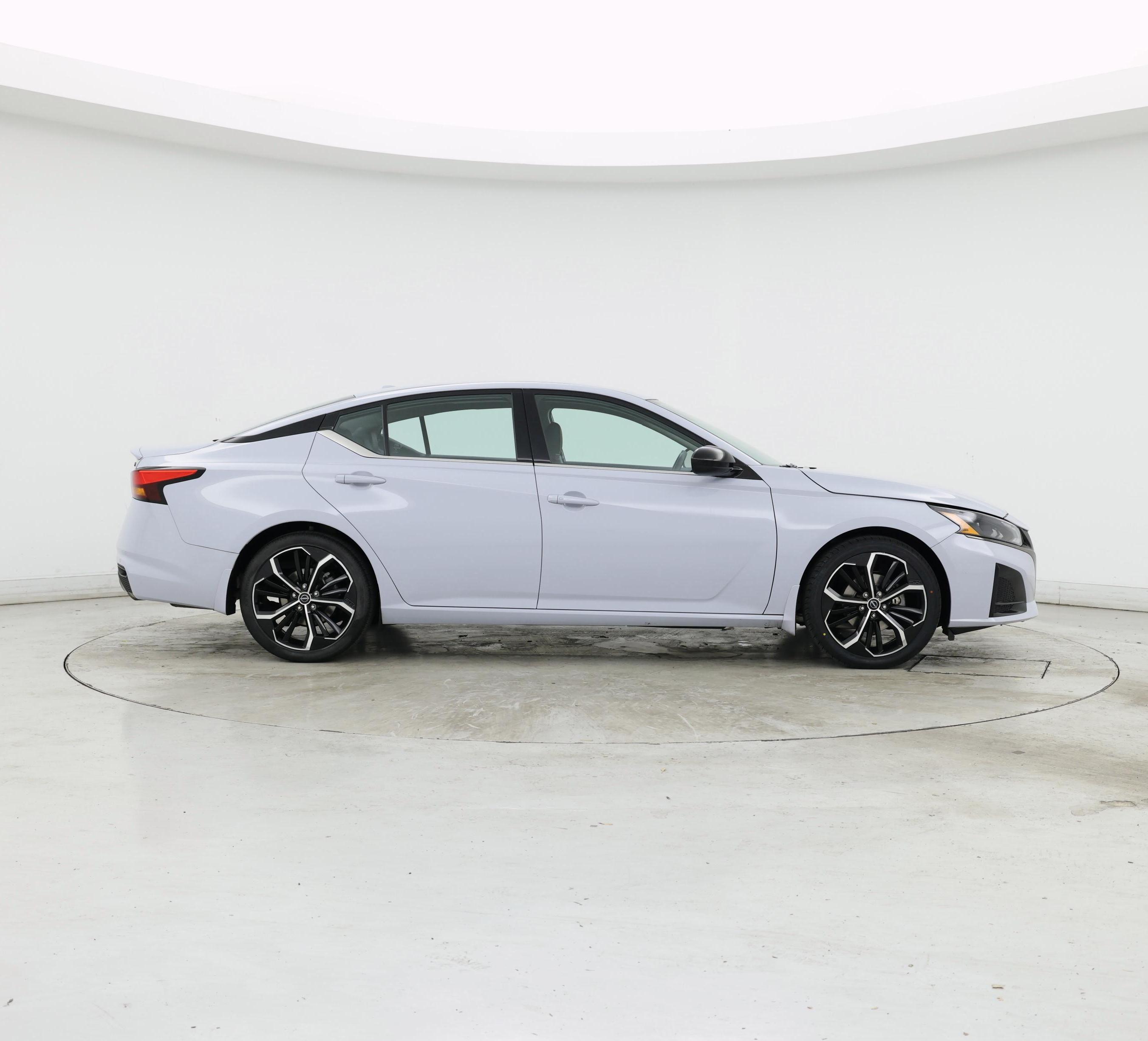 Thumbnail: 2023 Nissan Altima - 7