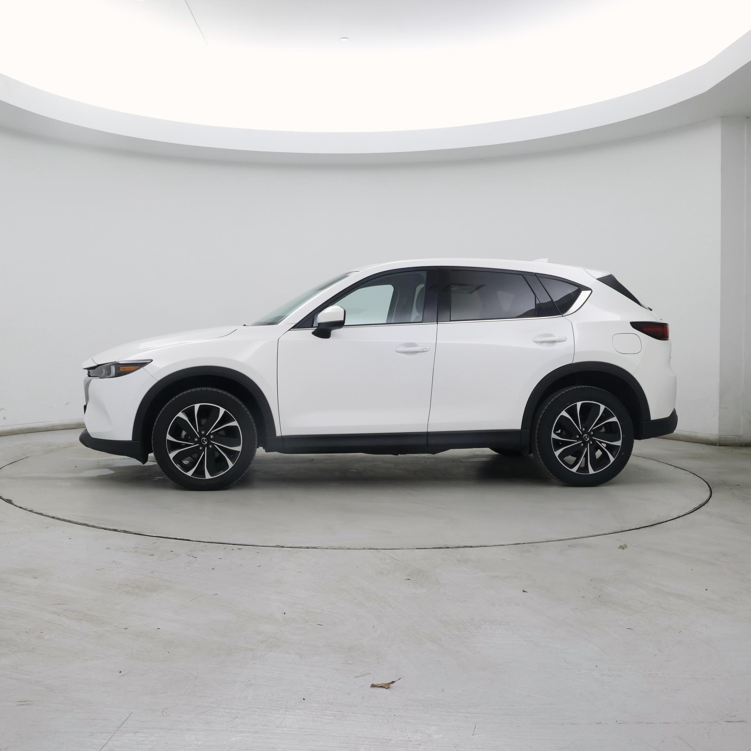 Thumbnail: 2022 Mazda CX-5 - 3