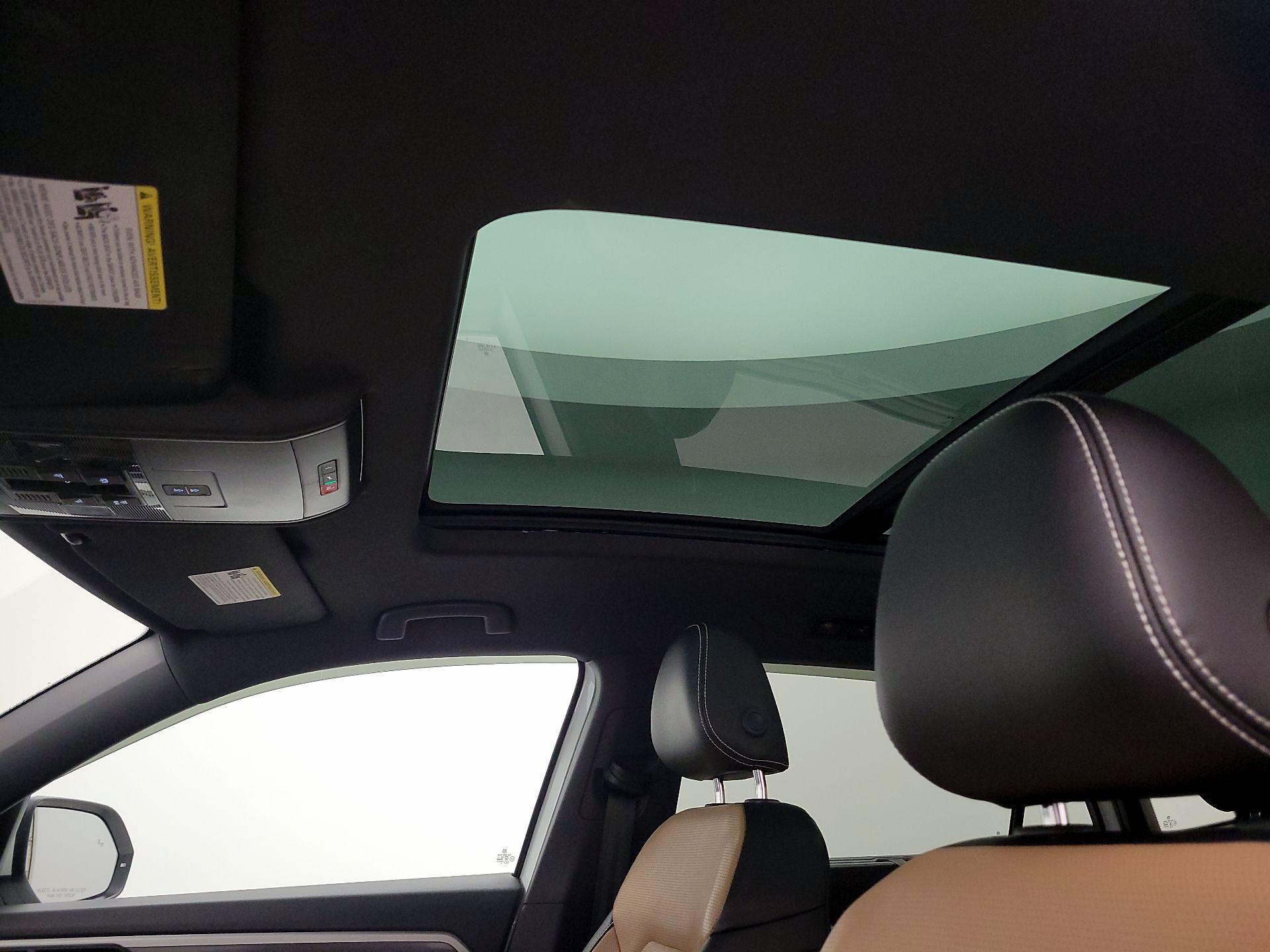 Thumbnail: 2022 Volkswagen Atlas - 20