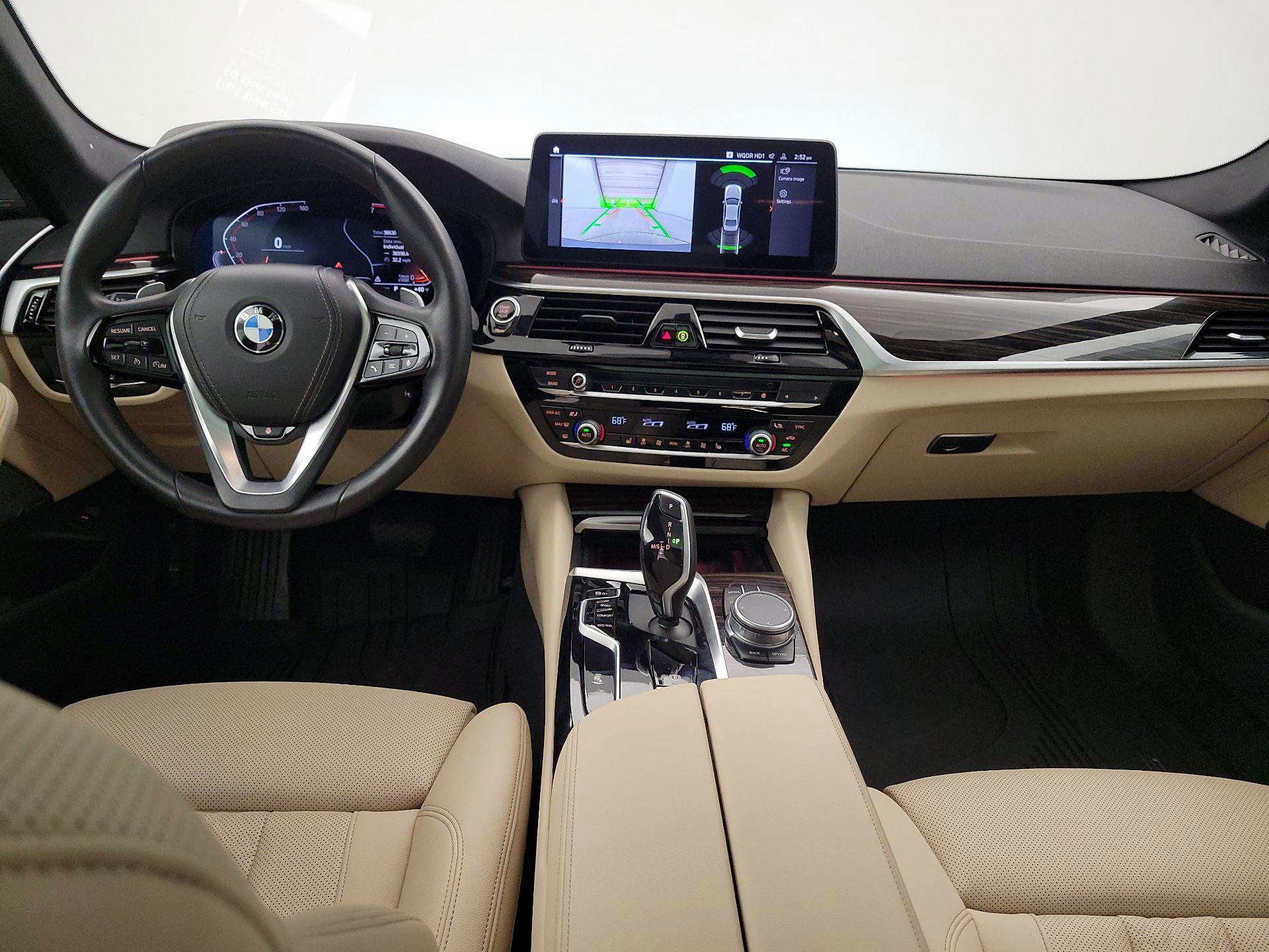Thumbnail: 2021 BMW 5 Series - 9