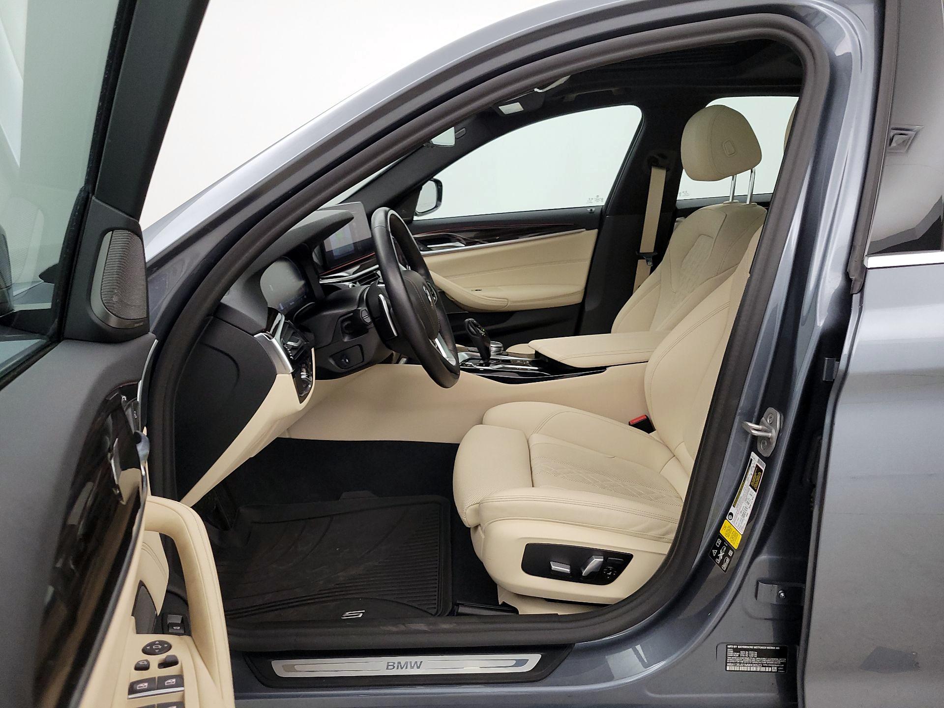 Thumbnail: 2021 BMW 5 Series - 11