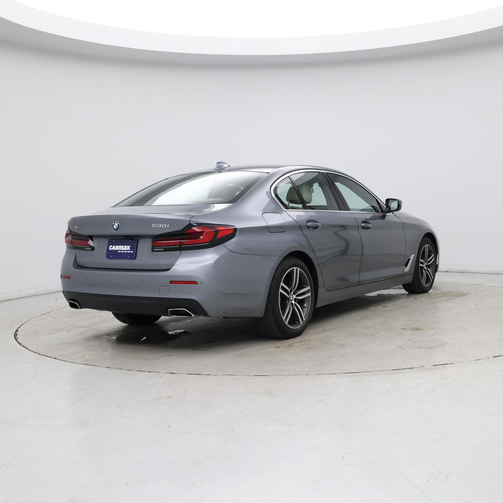 Thumbnail: 2021 BMW 5 Series - 8