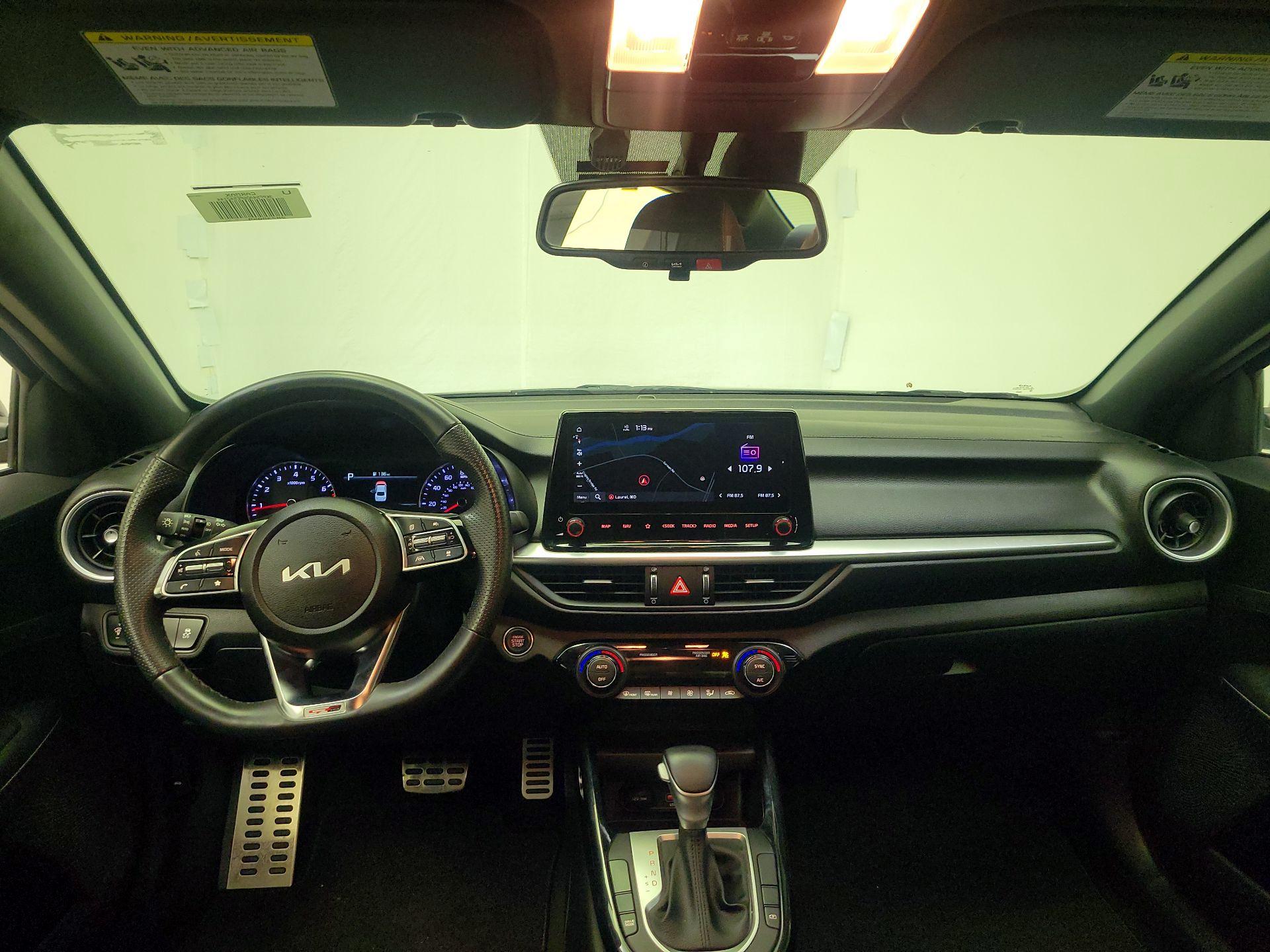 Thumbnail: 2023 Kia Forte - 9