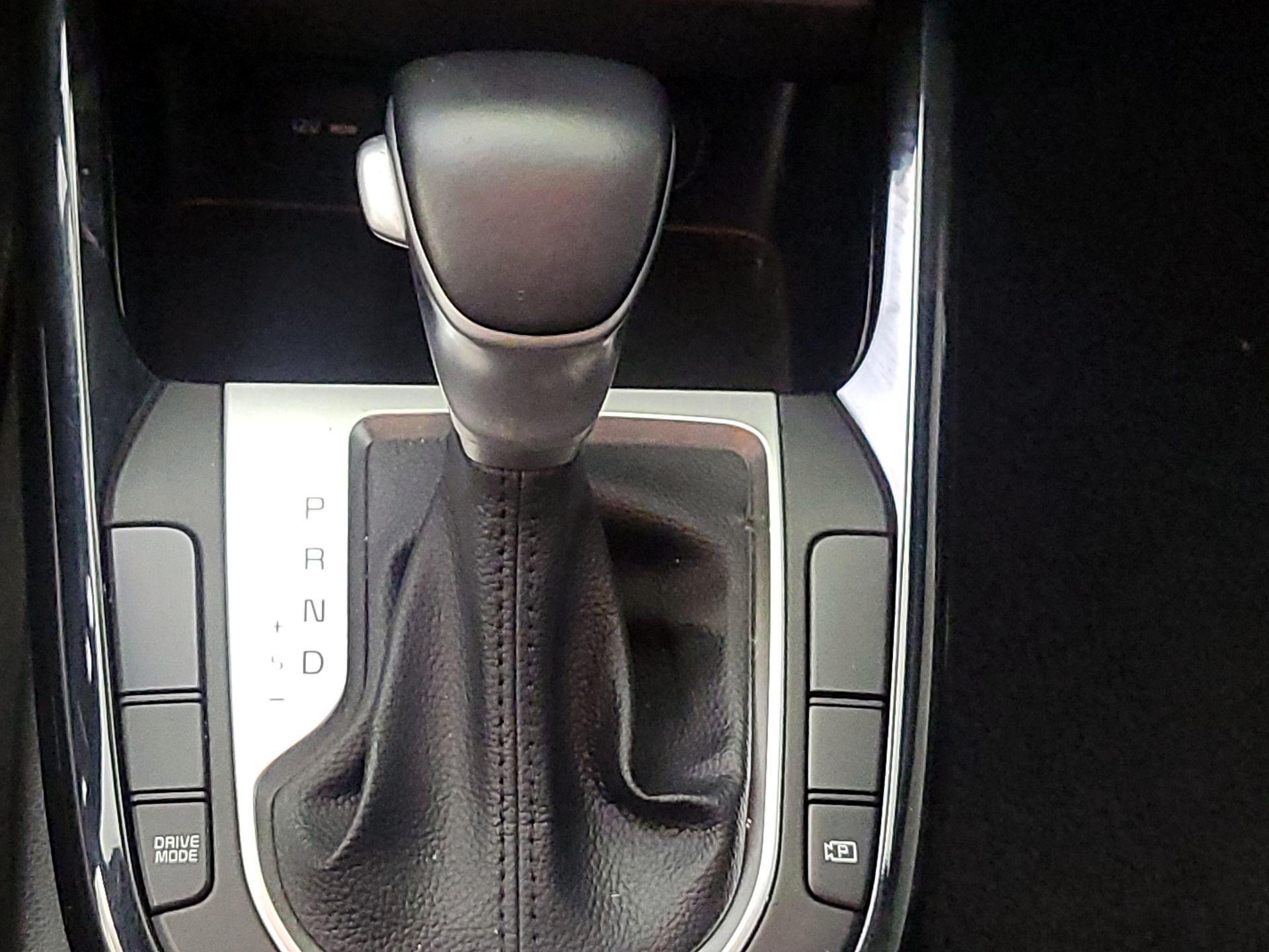 Thumbnail: 2023 Kia Forte - 18