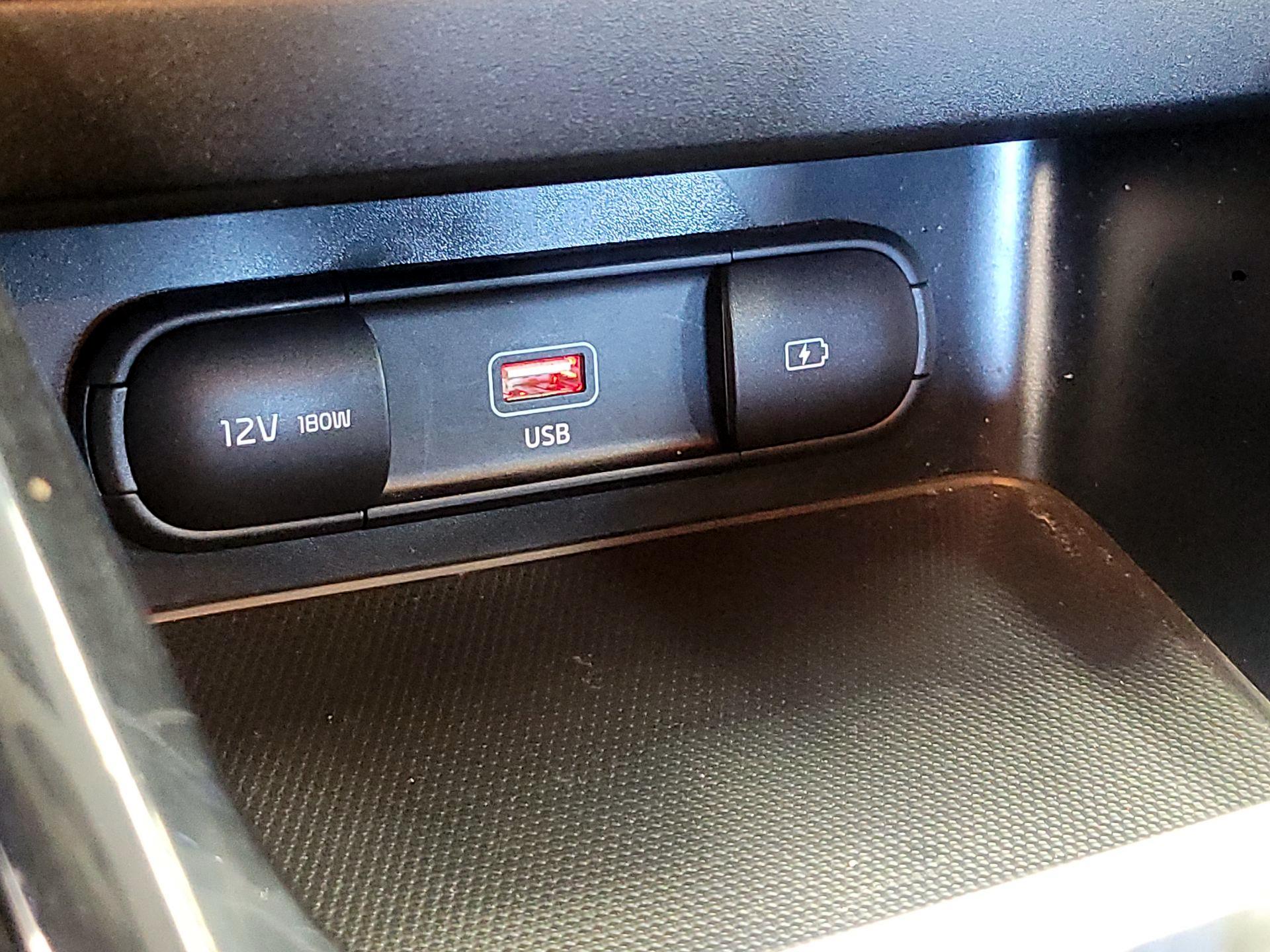 Thumbnail: 2023 Kia Forte - 19