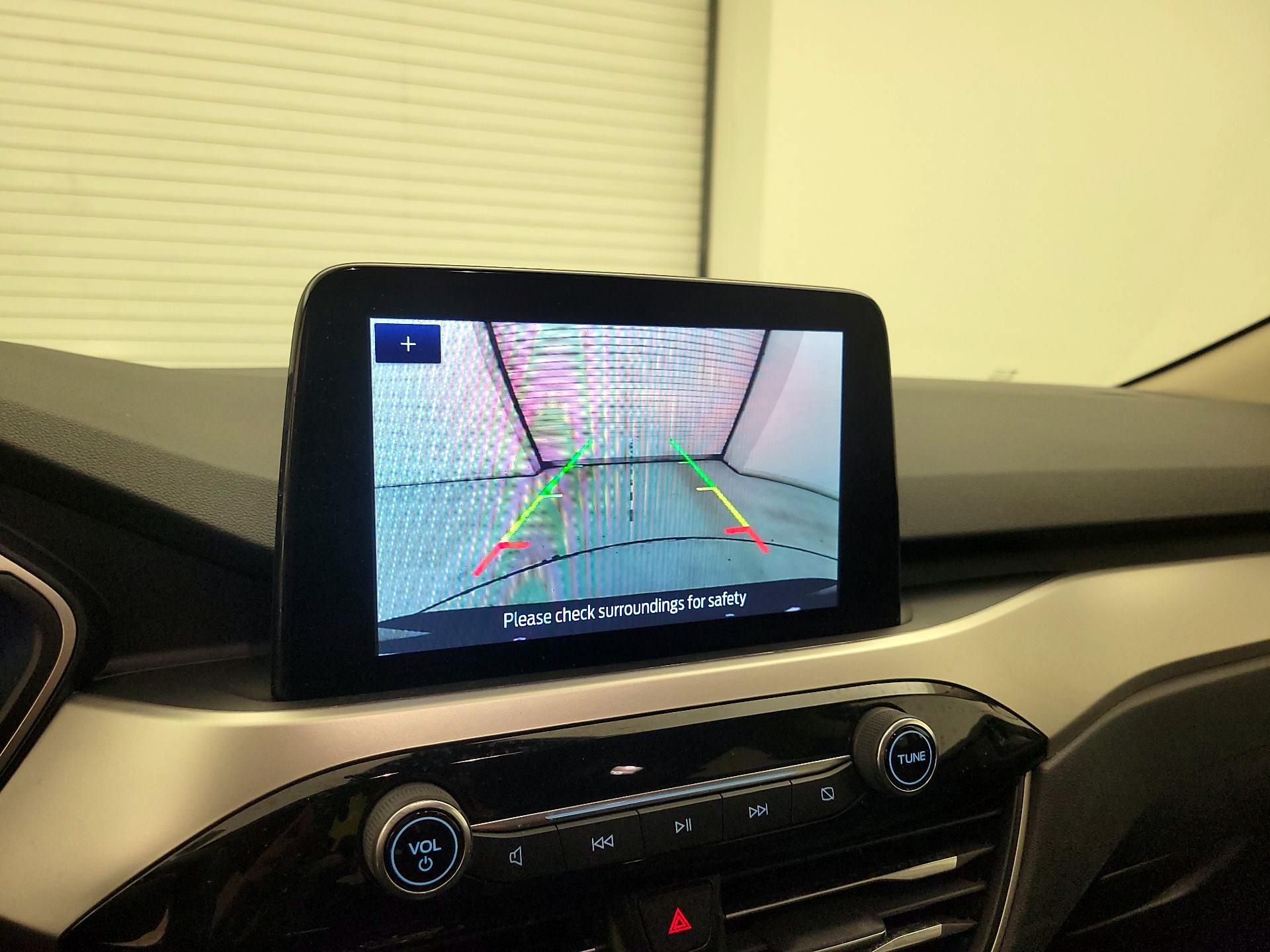 Thumbnail: 2020 Ford Escape - 14