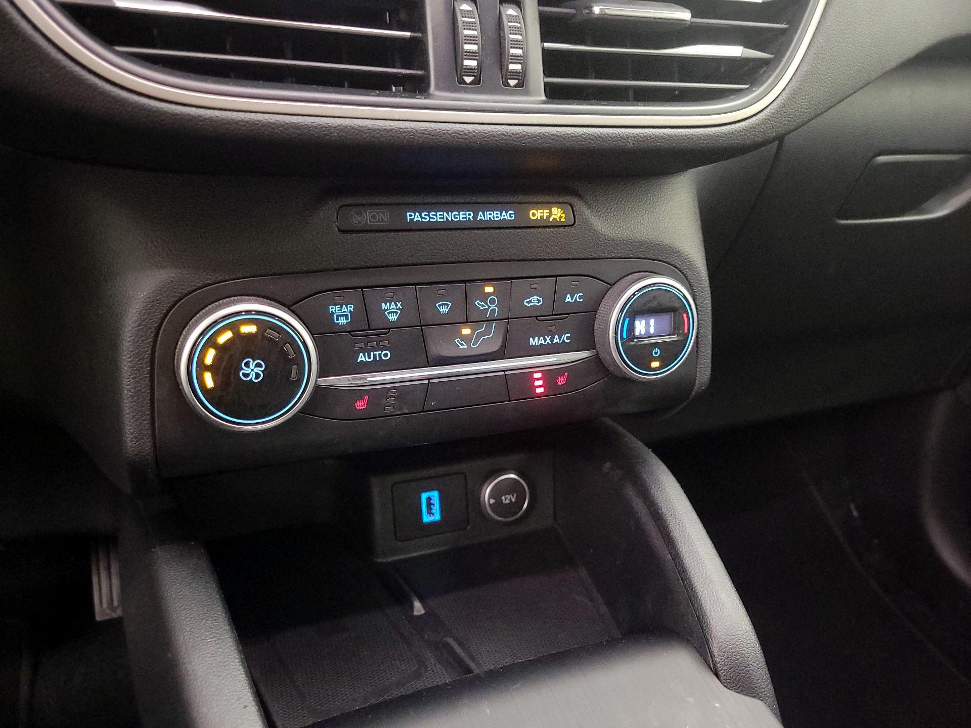 Thumbnail: 2020 Ford Escape - 16