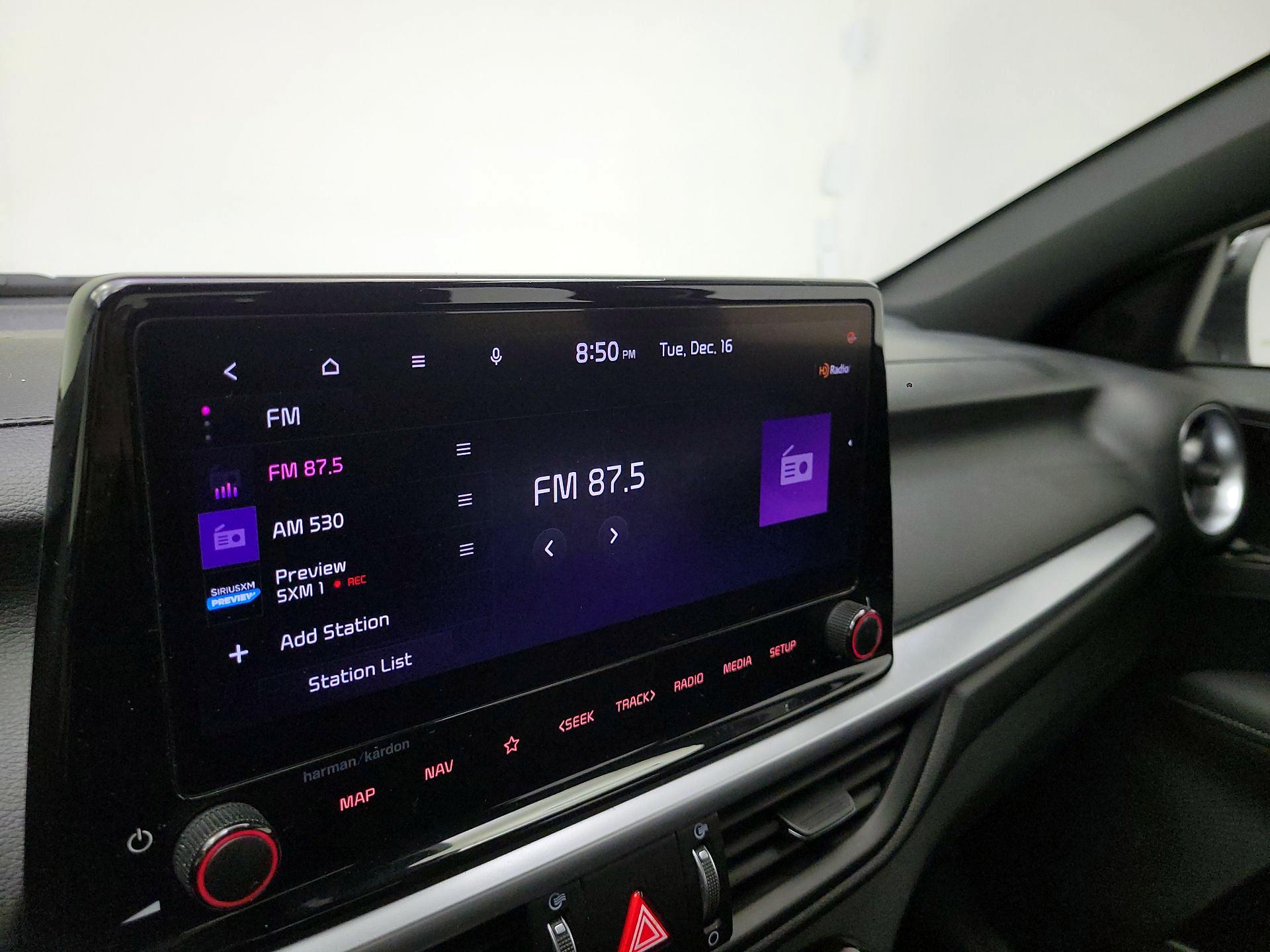 Thumbnail: 2023 Kia Forte - 16