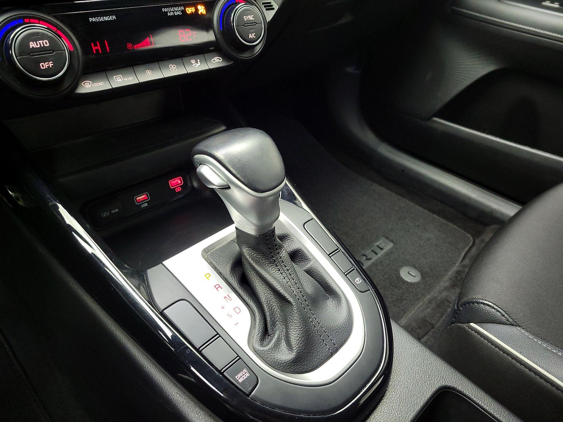 Thumbnail: 2023 Kia Forte - 18