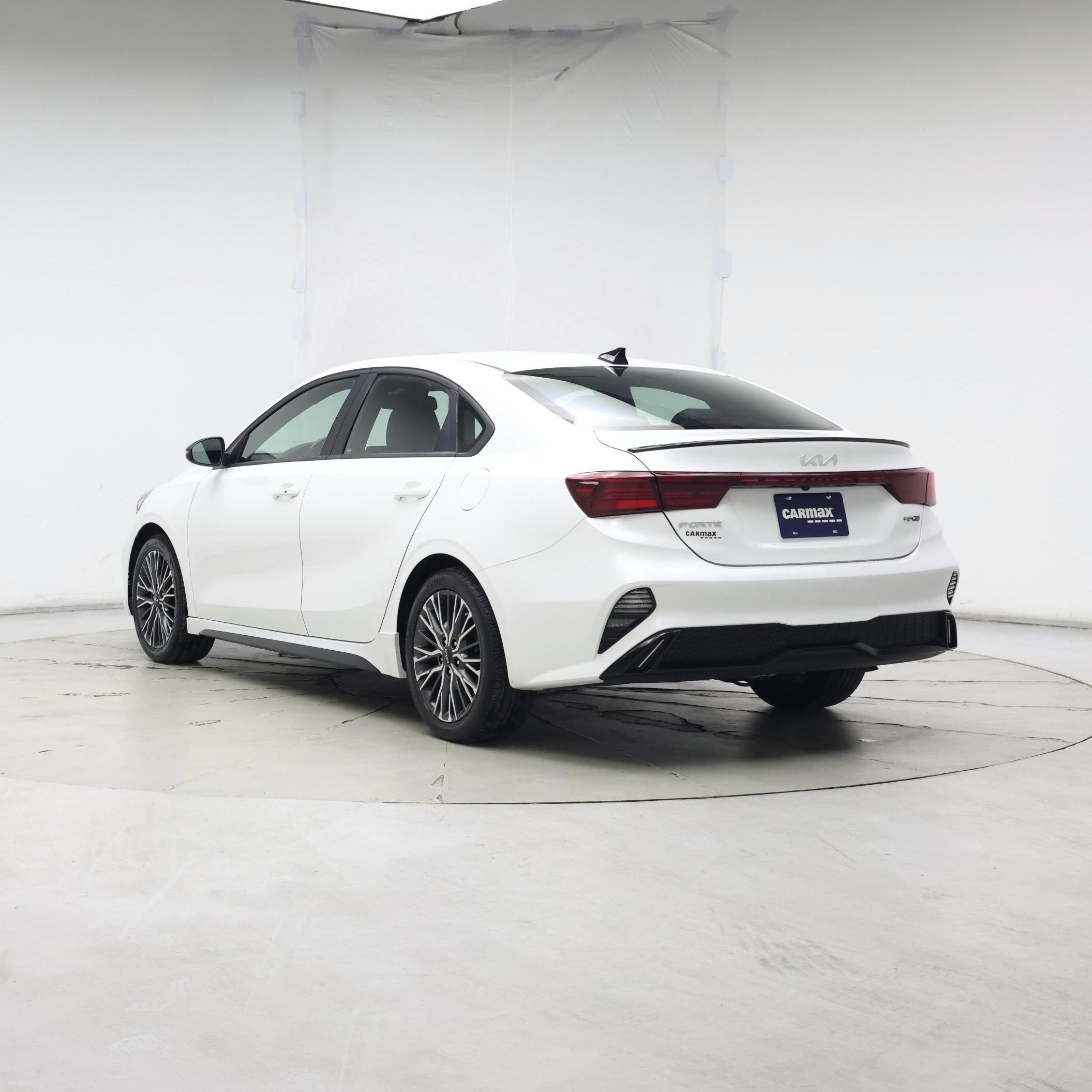 Thumbnail: 2023 Kia Forte - 2