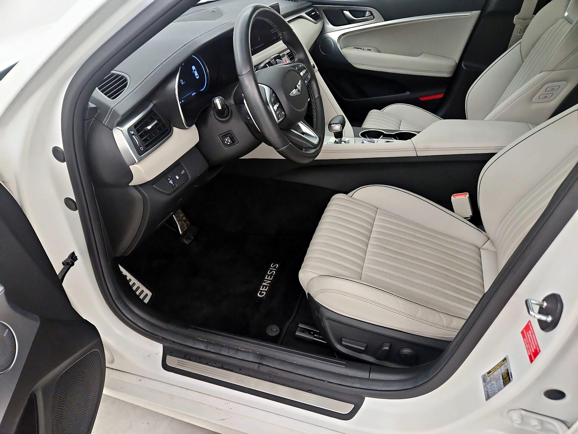 Thumbnail: 2023 Genesis G70 - 11