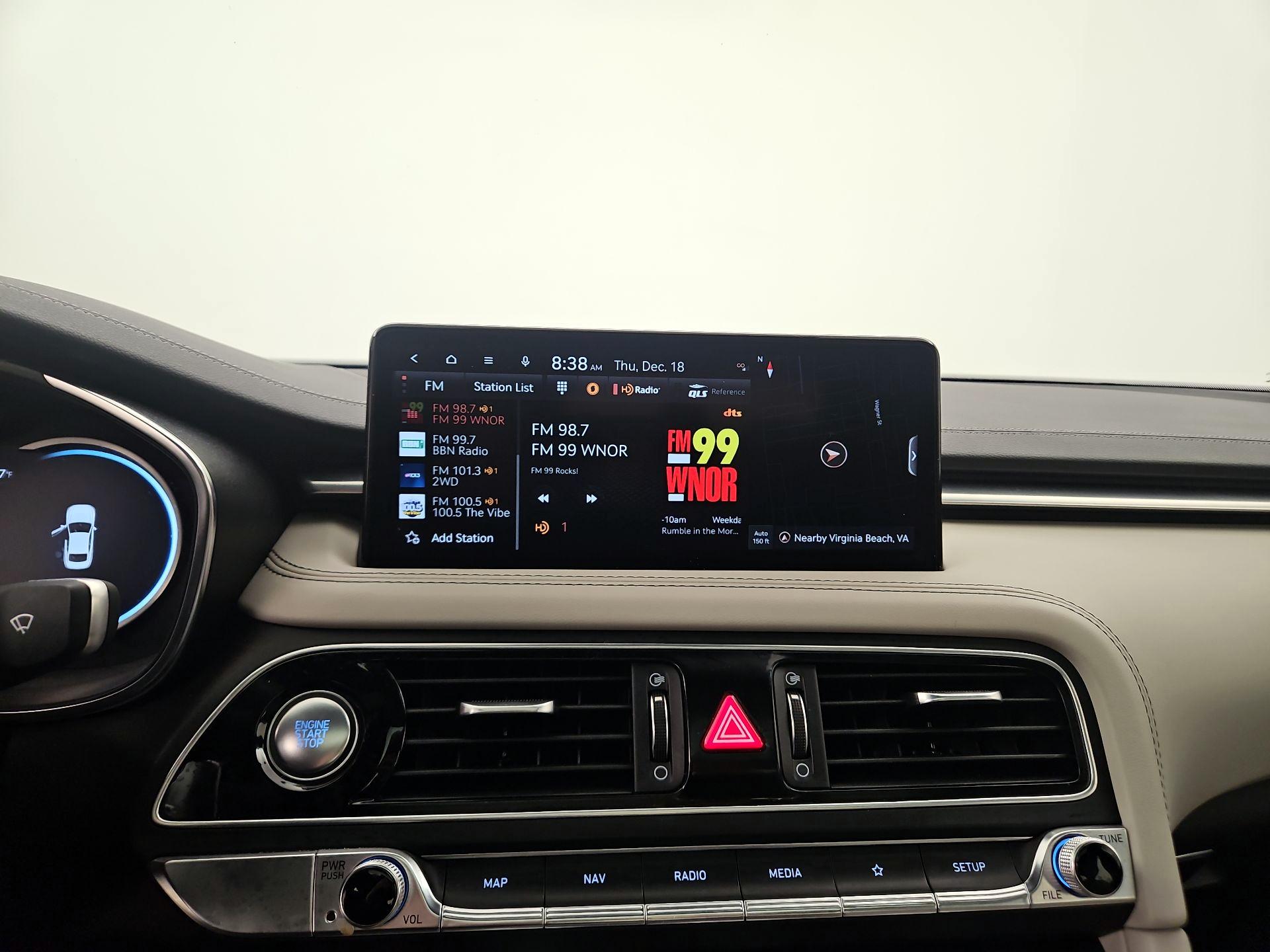 Thumbnail: 2023 Genesis G70 - 16