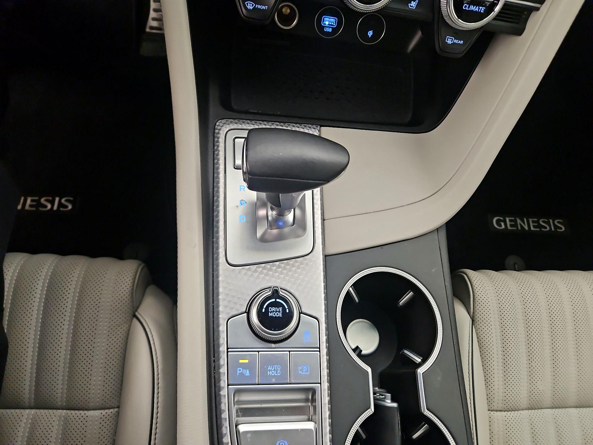 Thumbnail: 2023 Genesis G70 - 18