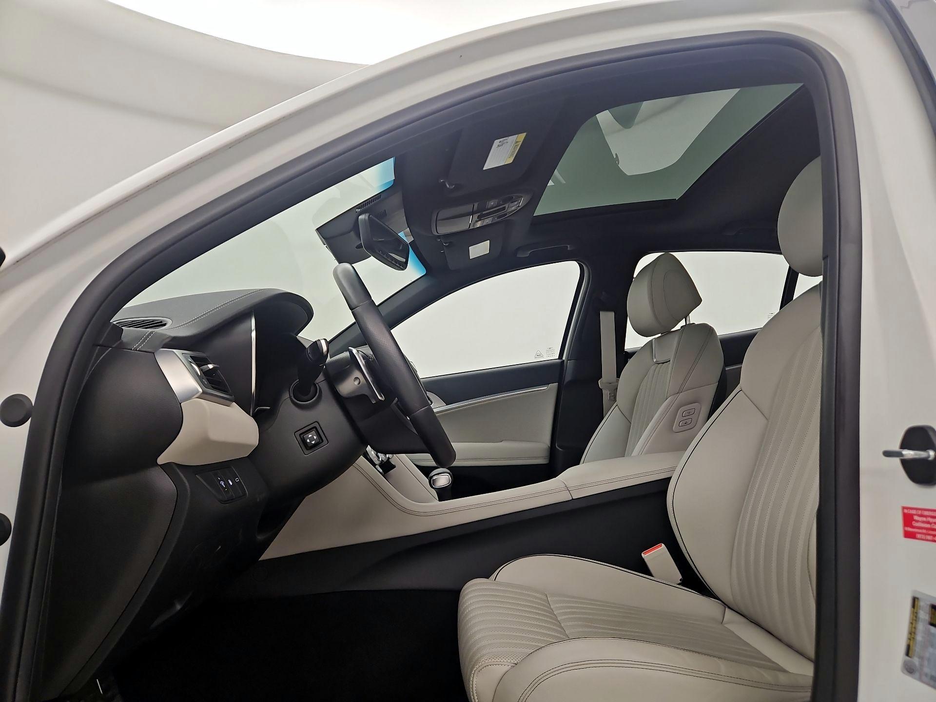 Thumbnail: 2023 Genesis G70 - 20