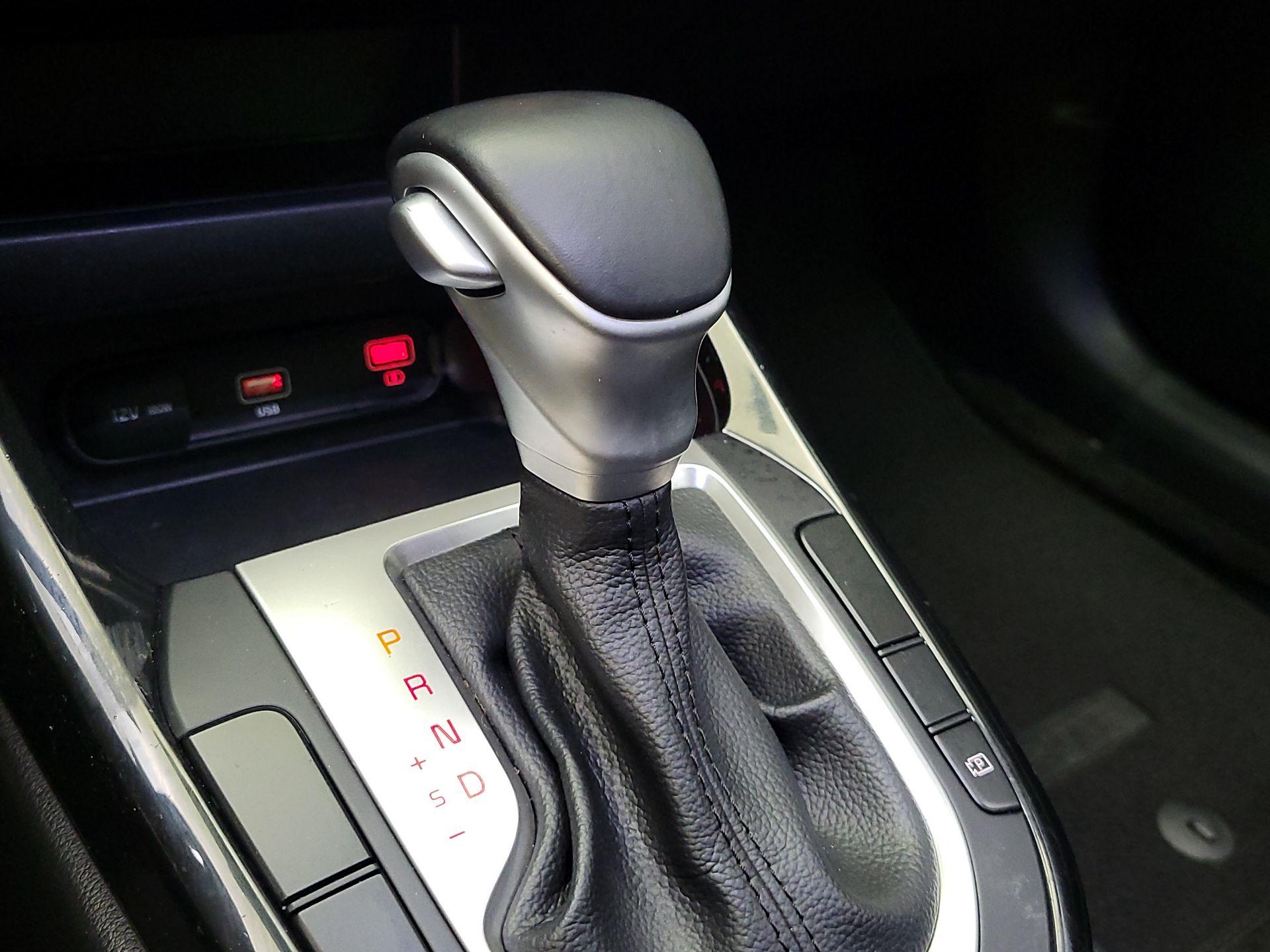 Thumbnail: 2023 Kia Forte - 18