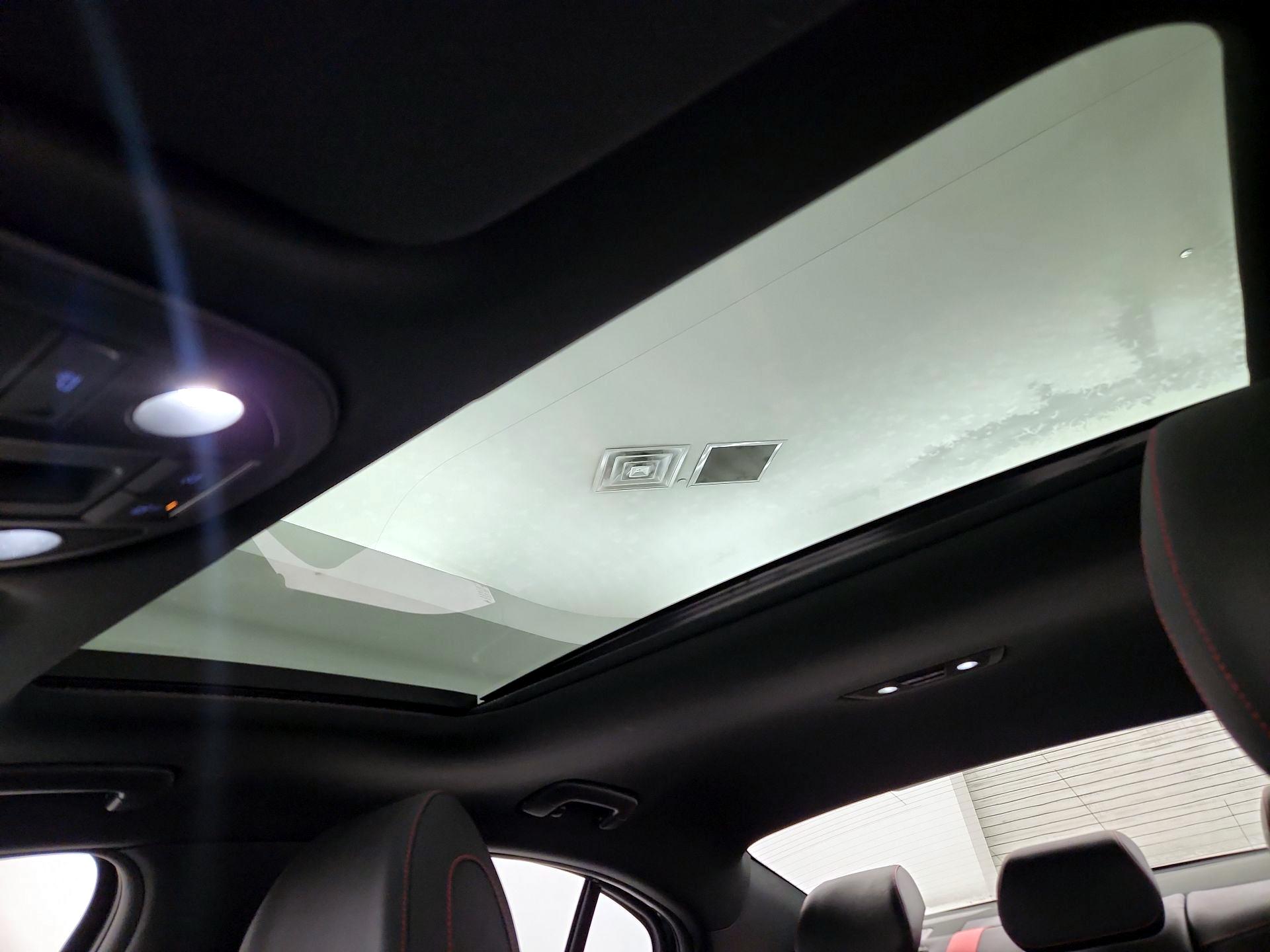 Thumbnail: 2023 Genesis G70 - 20