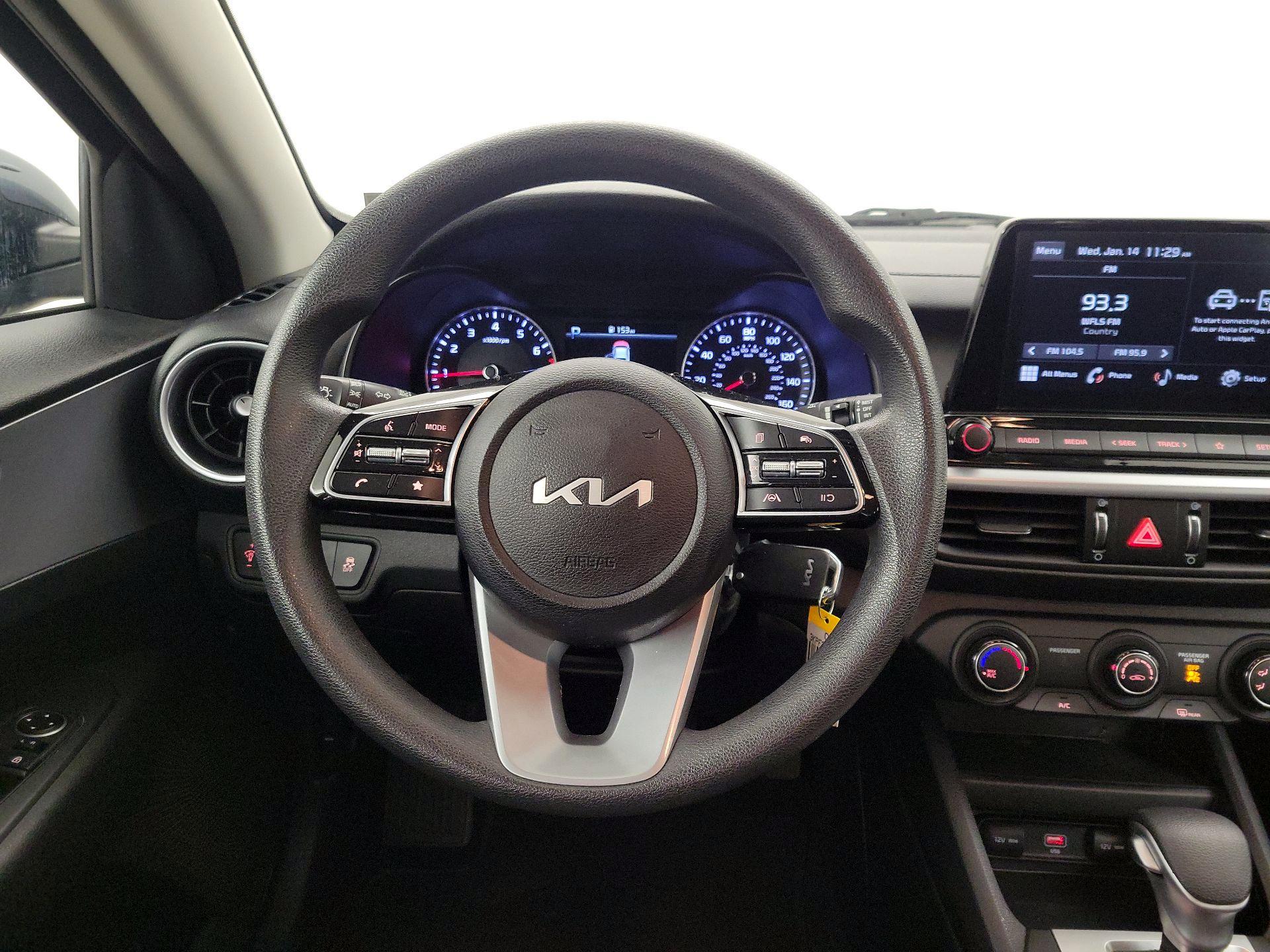 Thumbnail: 2023 Kia Forte - 10