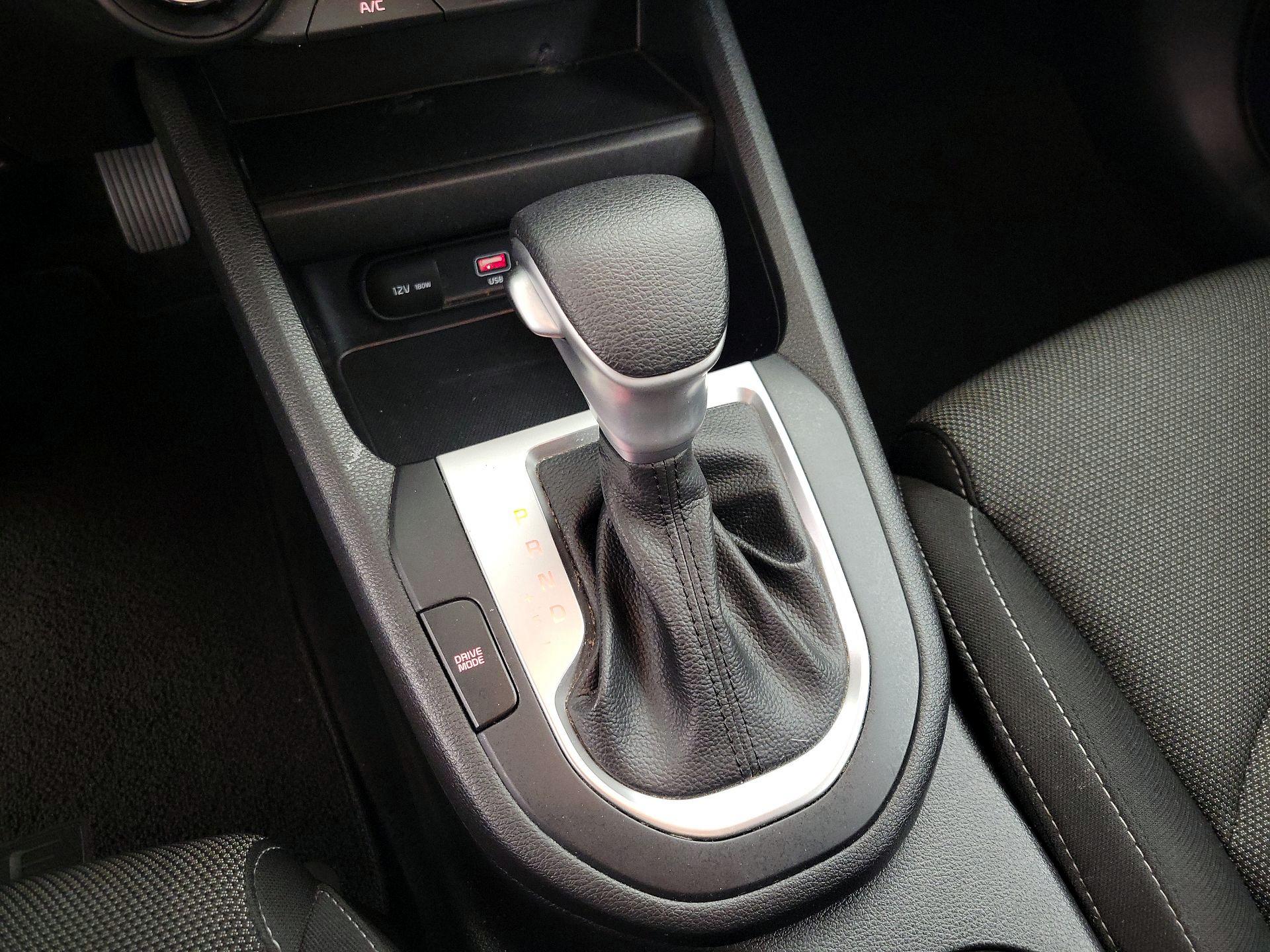 Thumbnail: 2023 Kia Forte - 17