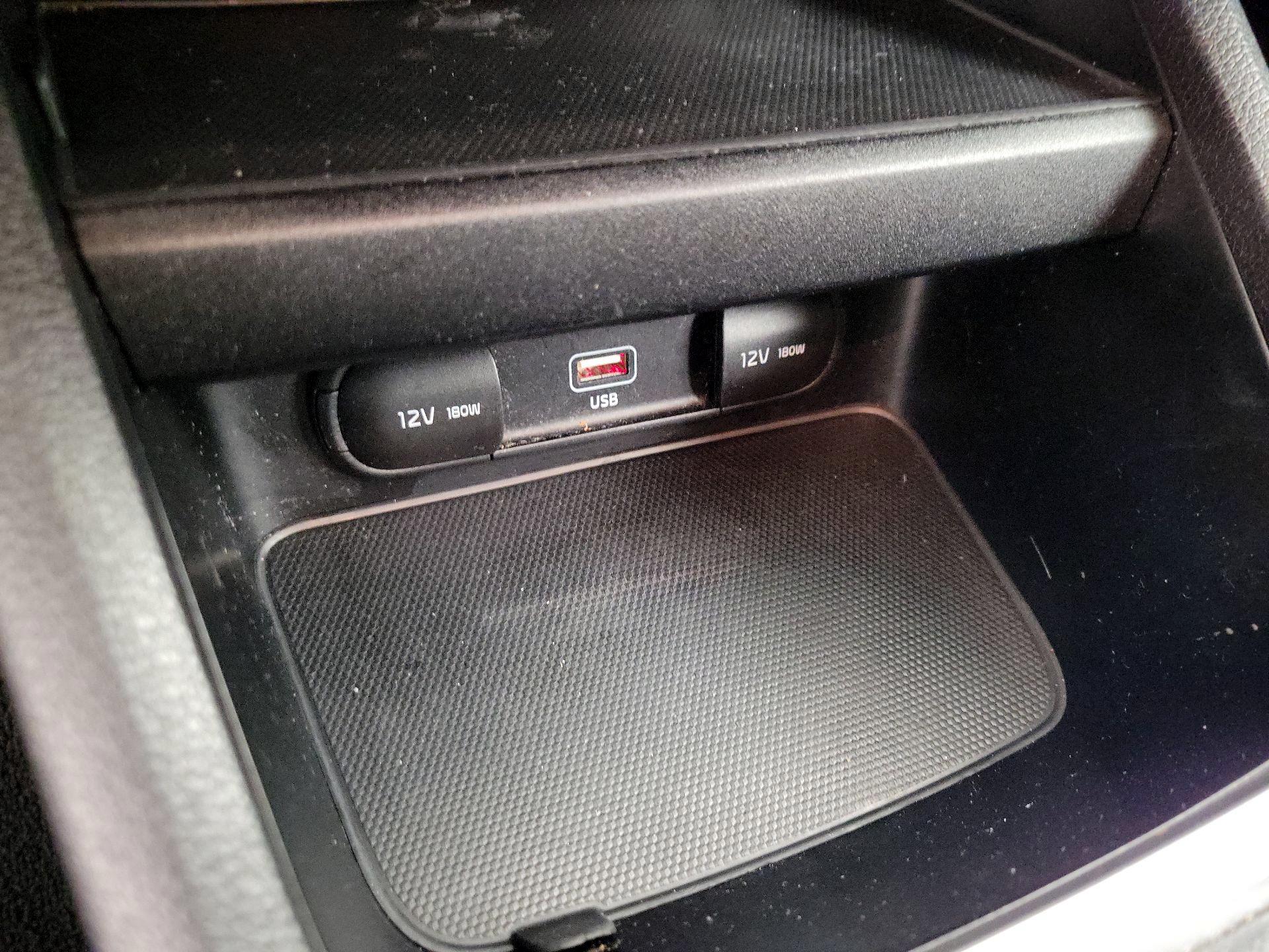 Thumbnail: 2023 Kia Forte - 18