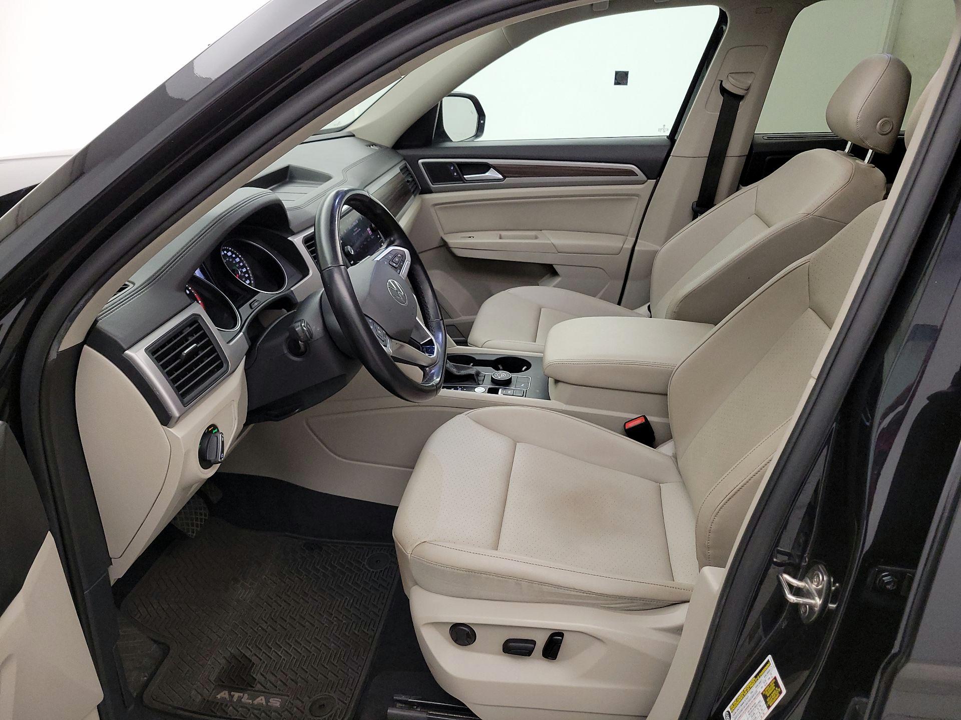 Thumbnail: 2021 Volkswagen Atlas - 11