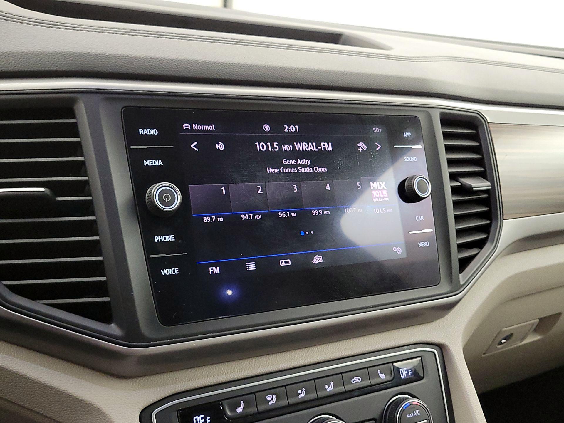 Thumbnail: 2021 Volkswagen Atlas - 15