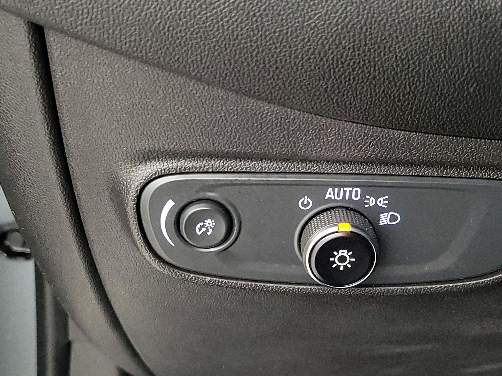 Thumbnail: 2023 Chevrolet Equinox - 13