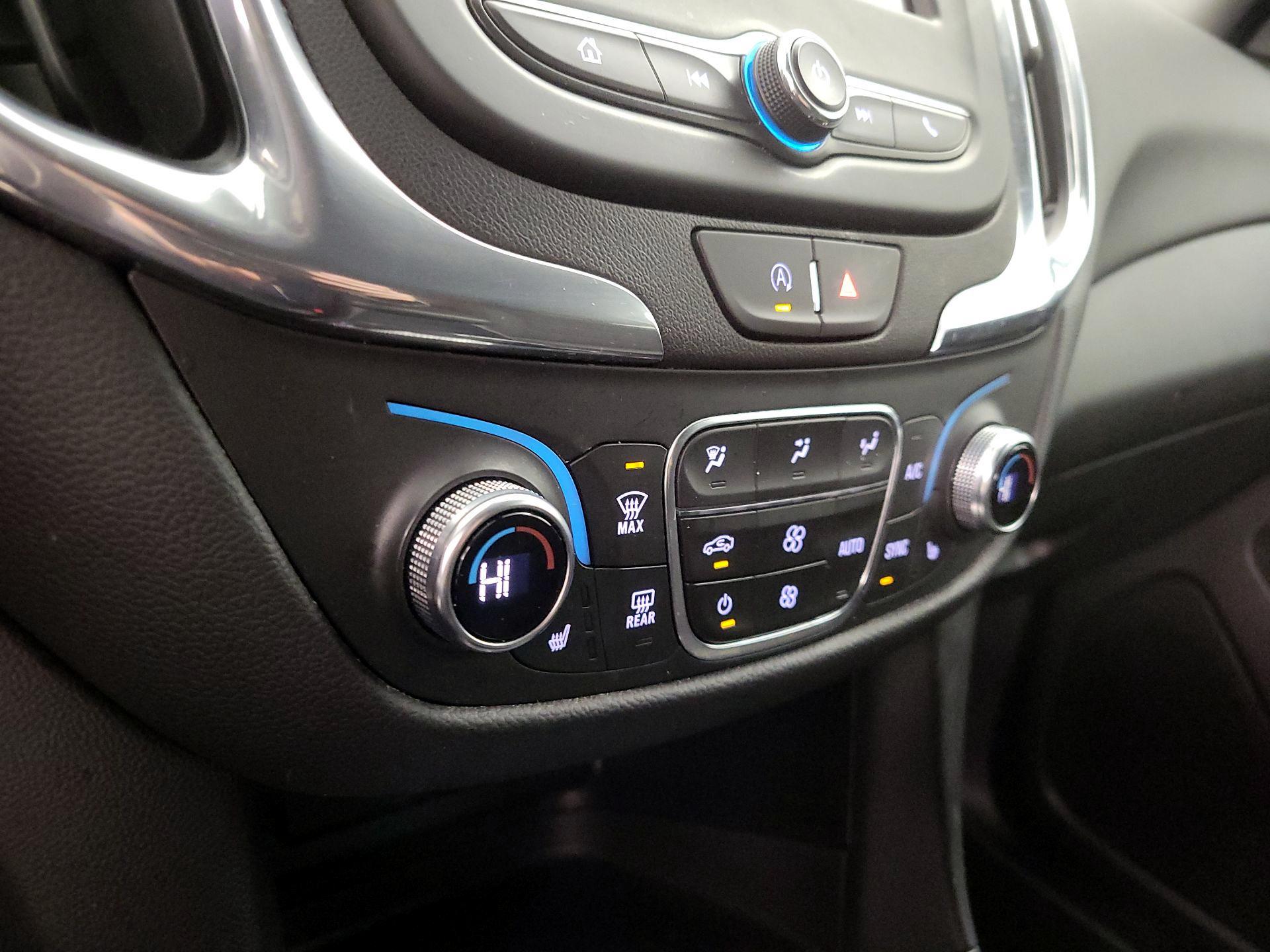 Thumbnail: 2023 Chevrolet Equinox - 16