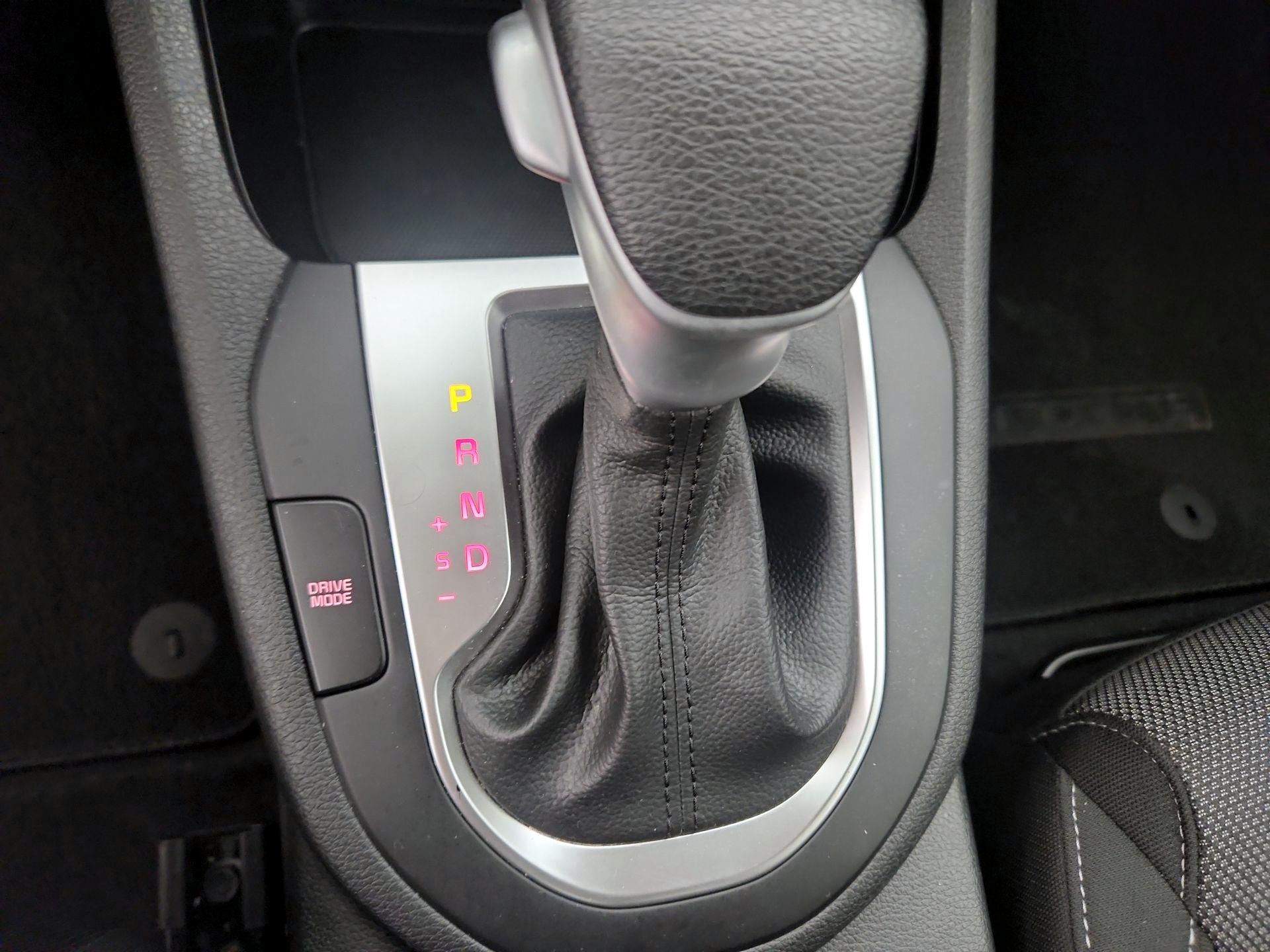 Thumbnail: 2022 Kia Forte - 17