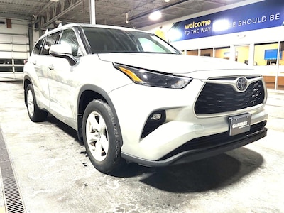 2022 Toyota Highlander LE