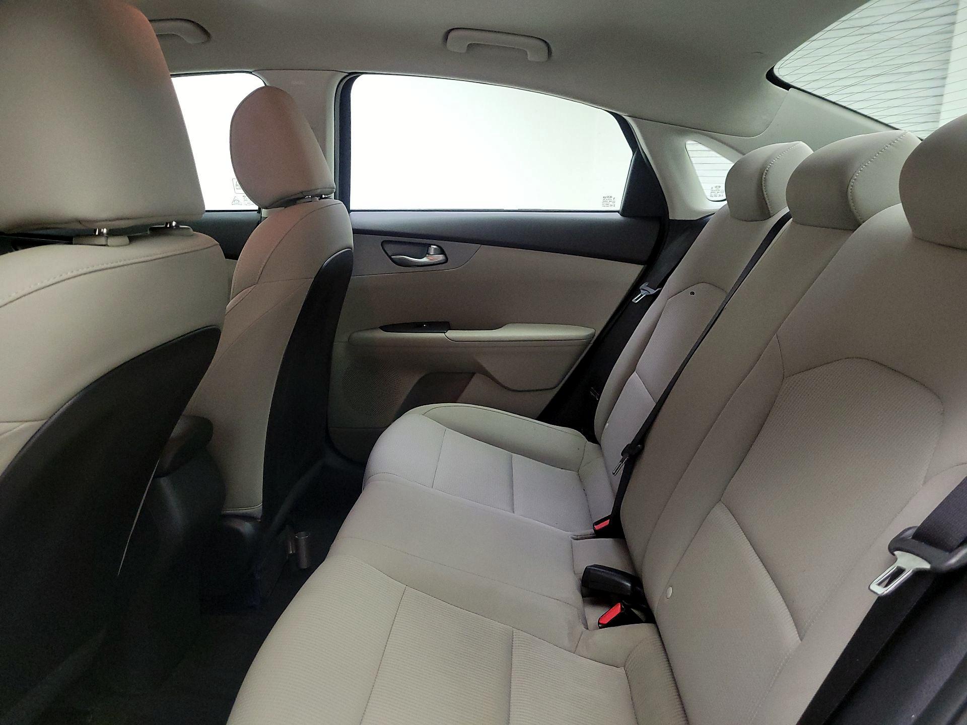 Thumbnail: 2021 Kia Forte - 19