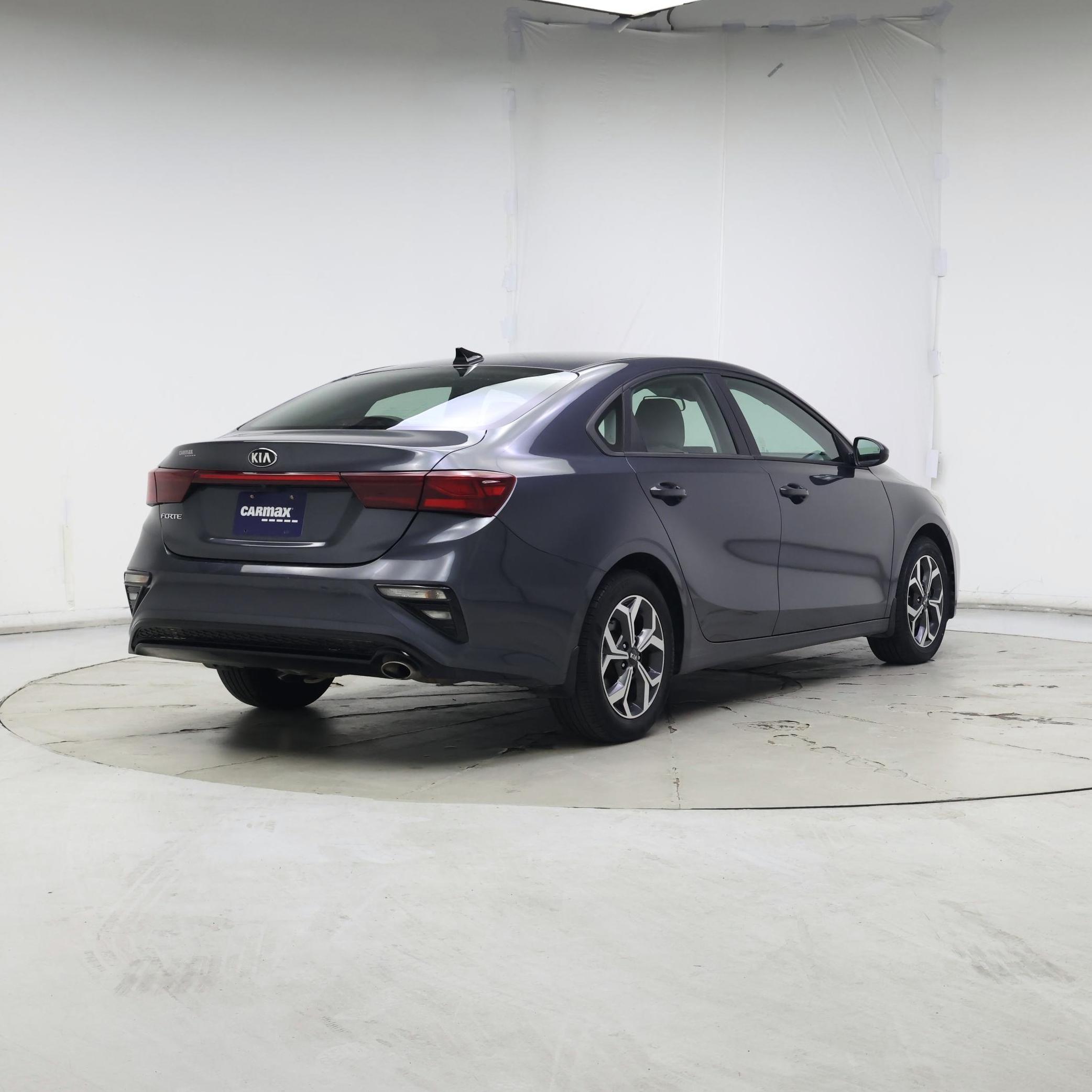 Thumbnail: 2021 Kia Forte - 8