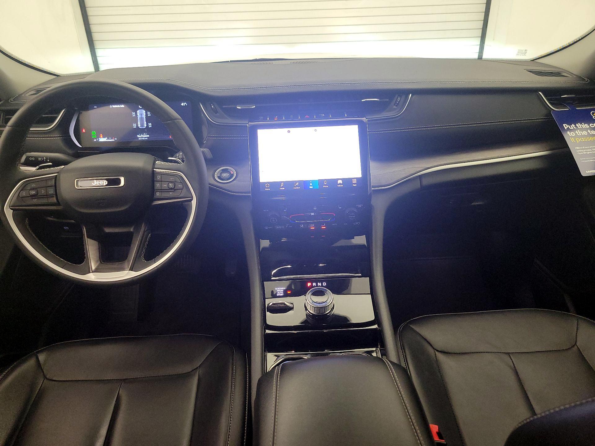 Thumbnail: 2023 Jeep Grand Cherokee - 9