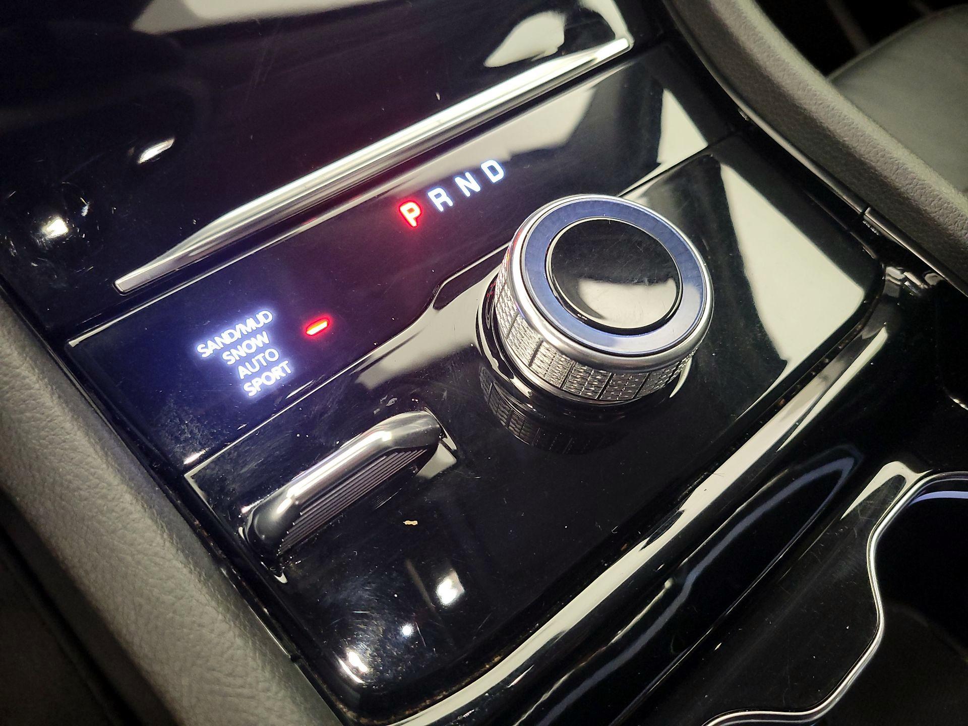 Thumbnail: 2023 Jeep Grand Cherokee - 18